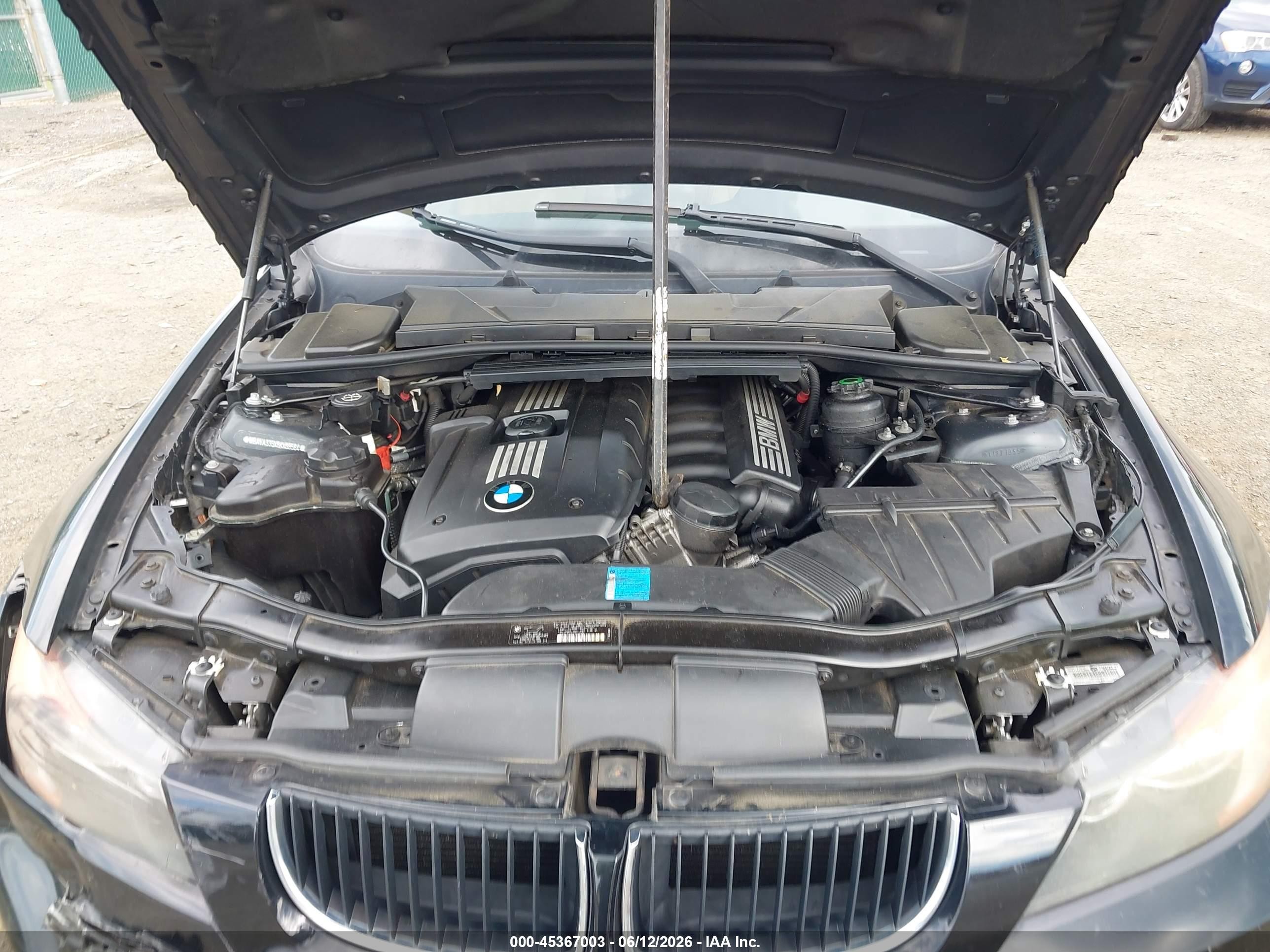 2008 Bmw 328i Черный vin: WBAVA335X8KX88584