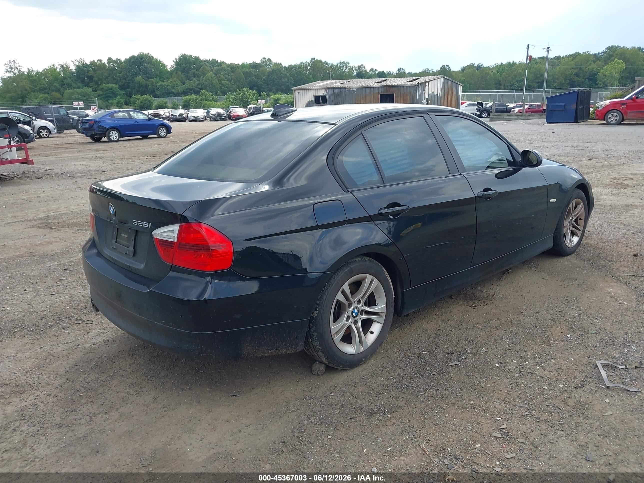 2008 Bmw 328i Черный vin: WBAVA335X8KX88584