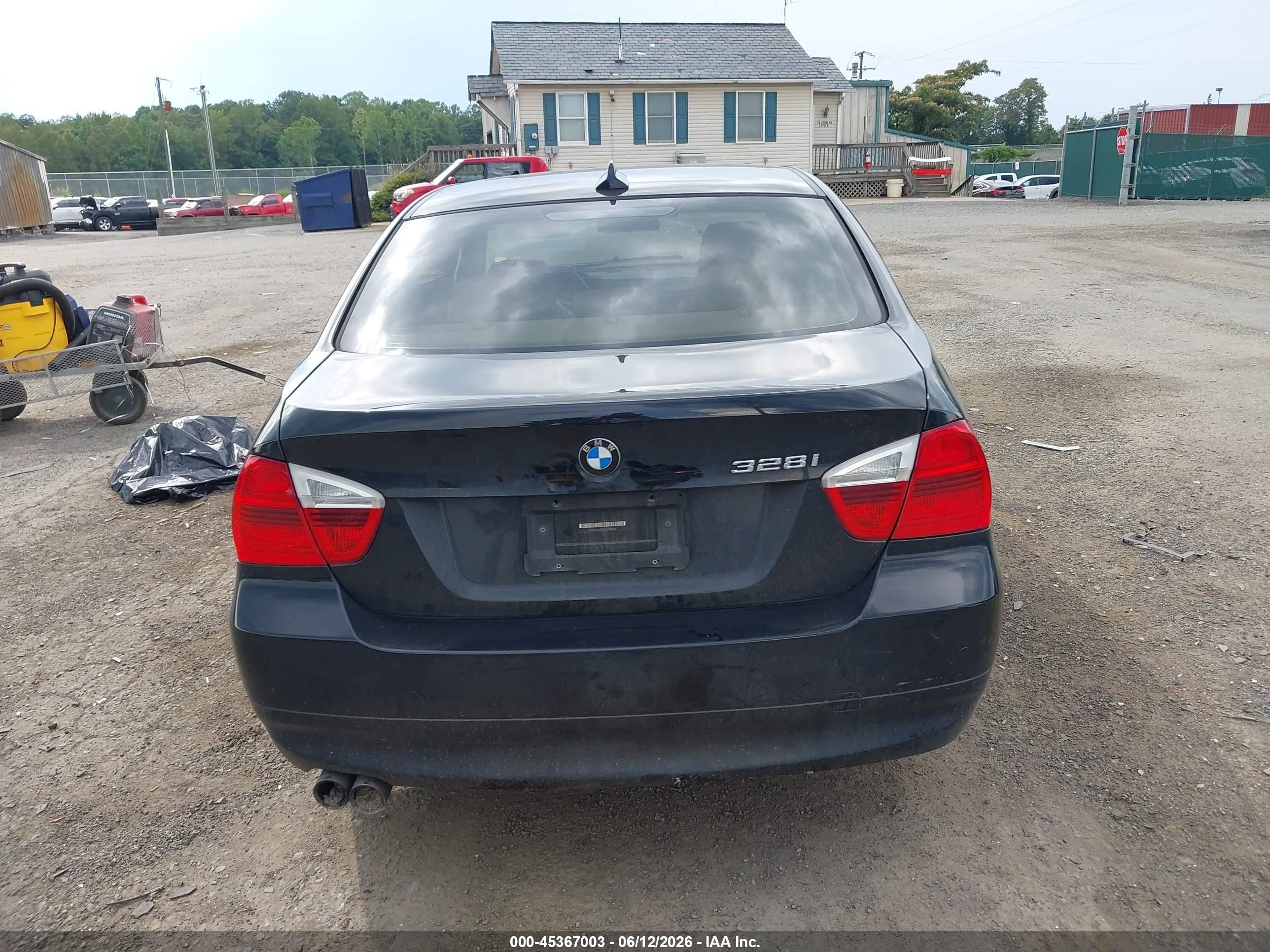 2008 Bmw 328i Черный vin: WBAVA335X8KX88584