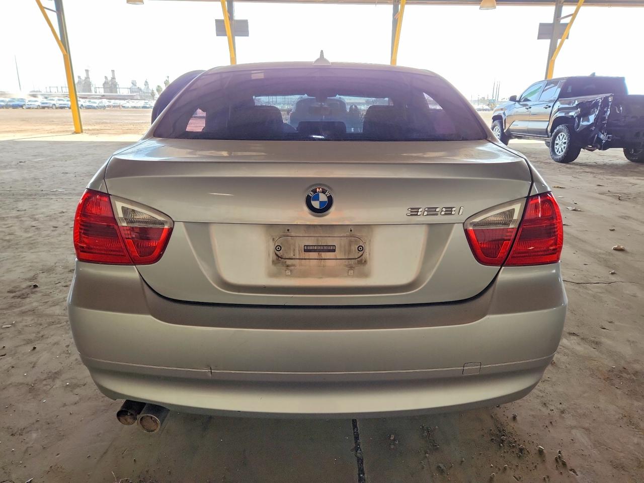 2008 Bmw 328 I Silver vin: WBAVA37518NL47211