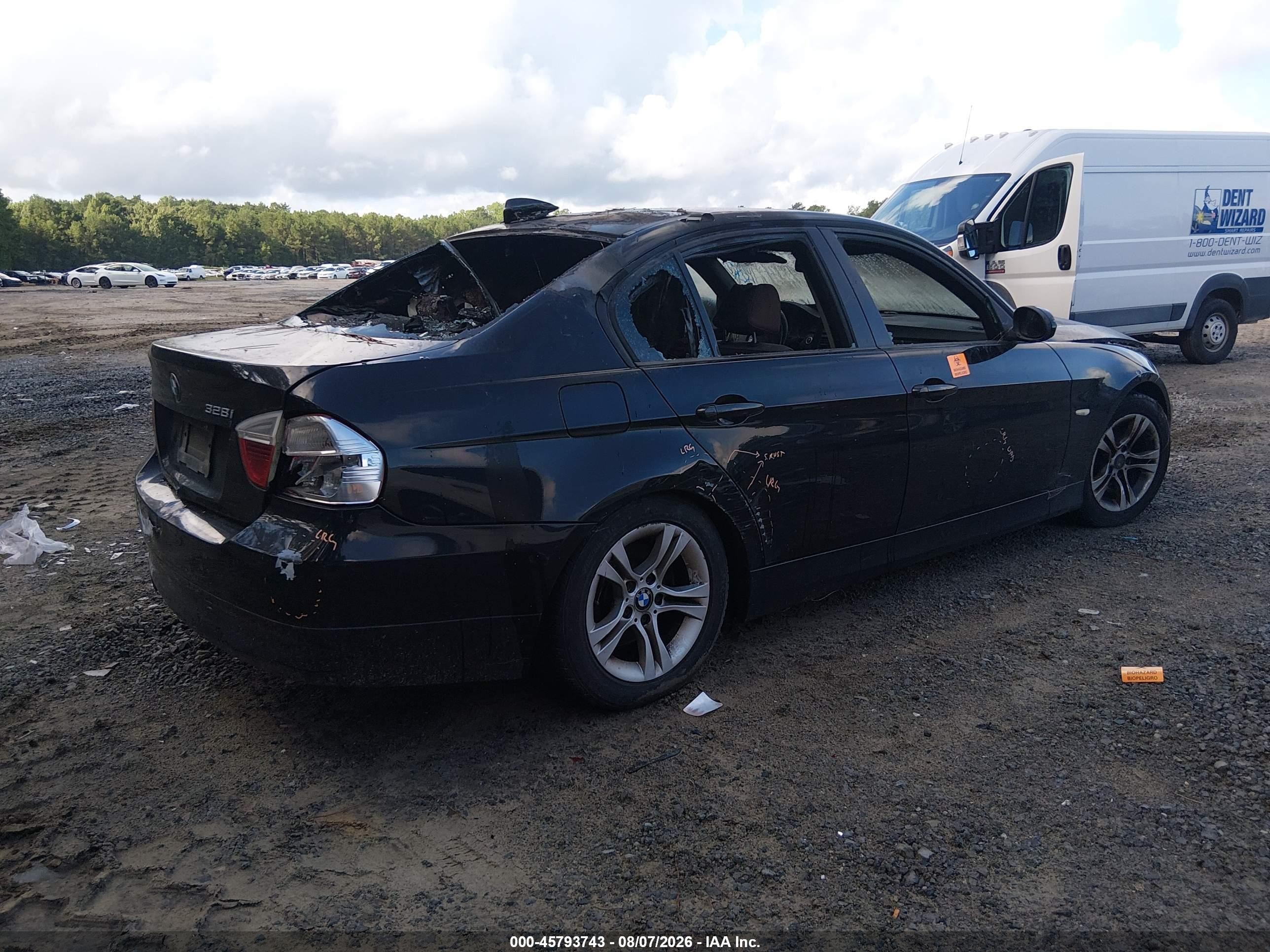 2008 Bmw 328i Black vin: WBAVA37518NL52408