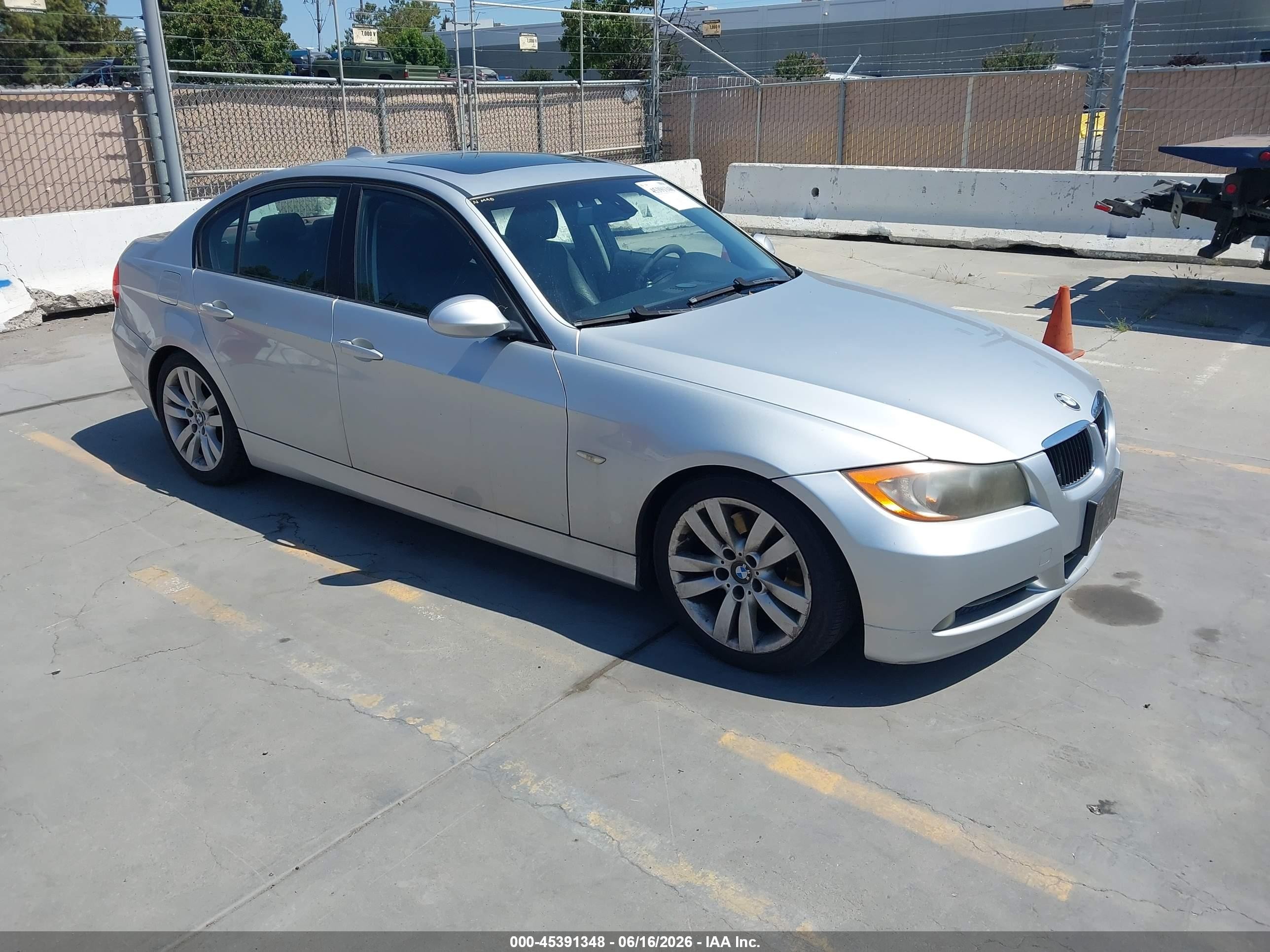 2008 Bmw 328i   Серебряный vin: WBAVA37548NL43959