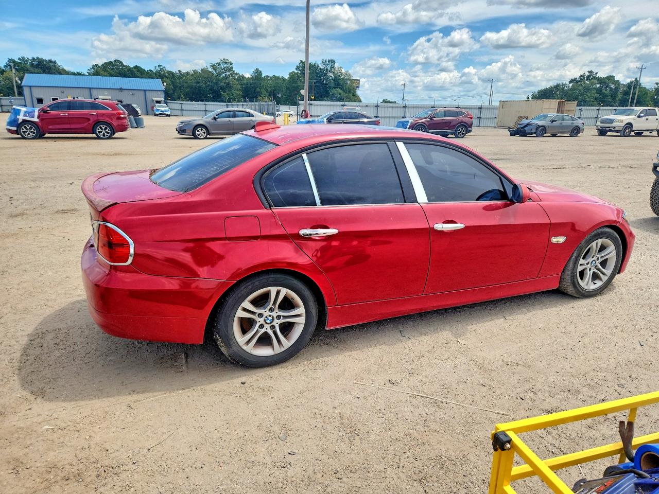 2008 Bmw 328 I Красный vin: WBAVA37548NL50586