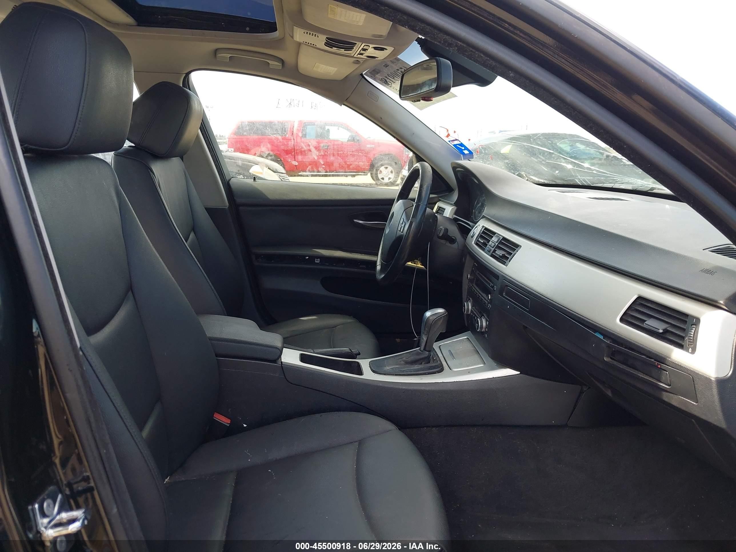 2008 Bmw 328i   Черный vin: WBAVA37548NL50734