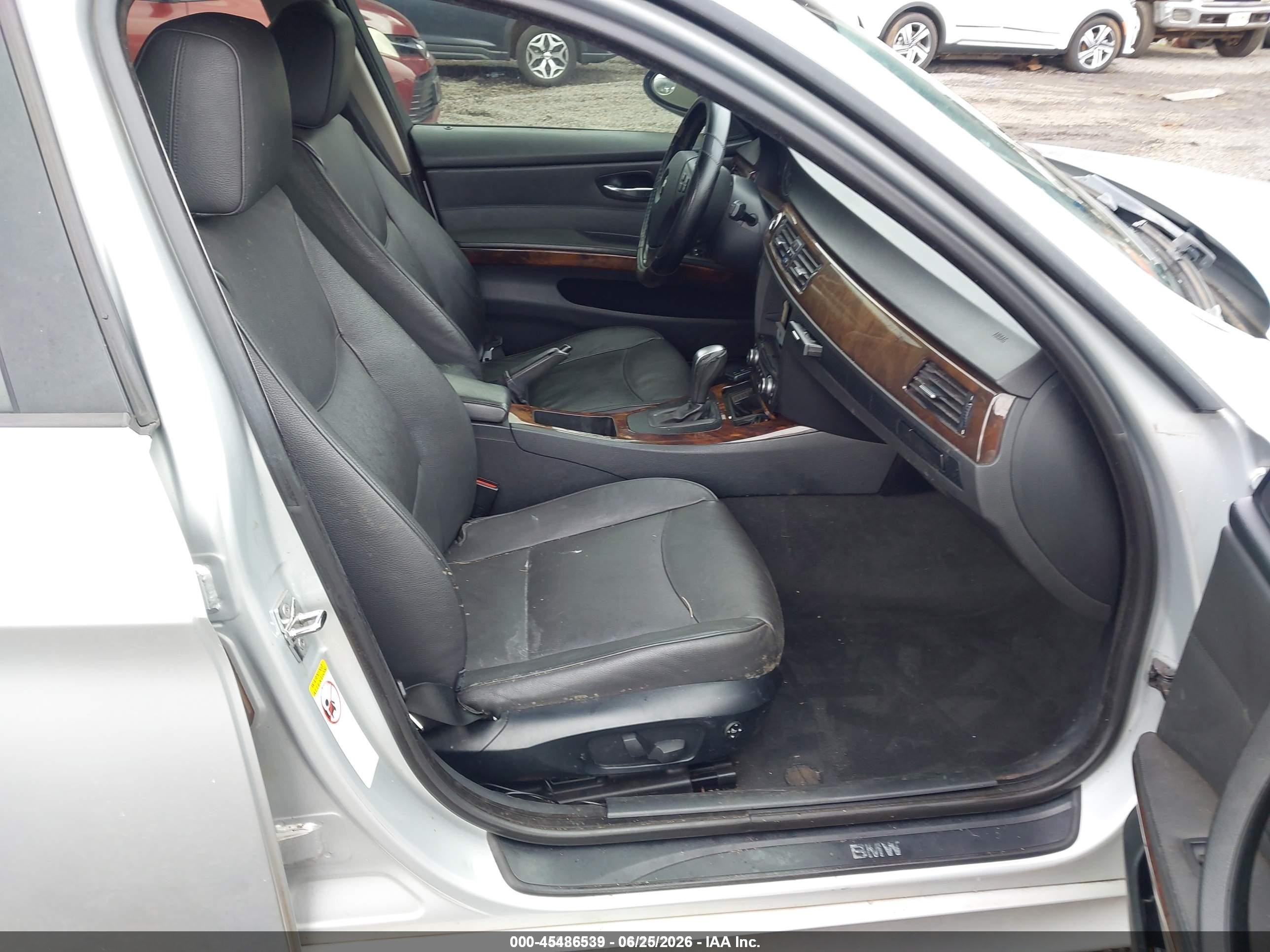 2007 Bmw 328i   Silver vin: WBAVA37557NL13450