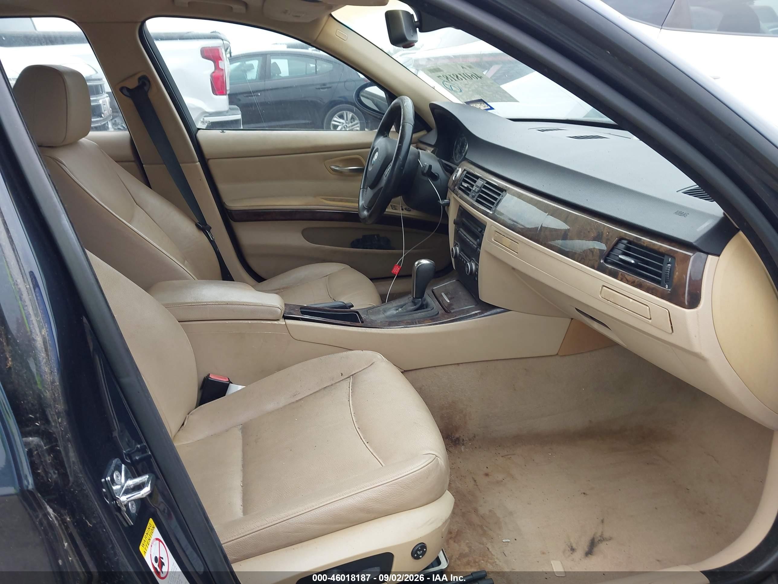 2007 Bmw 328i   Черный vin: WBAVA37567NL11562