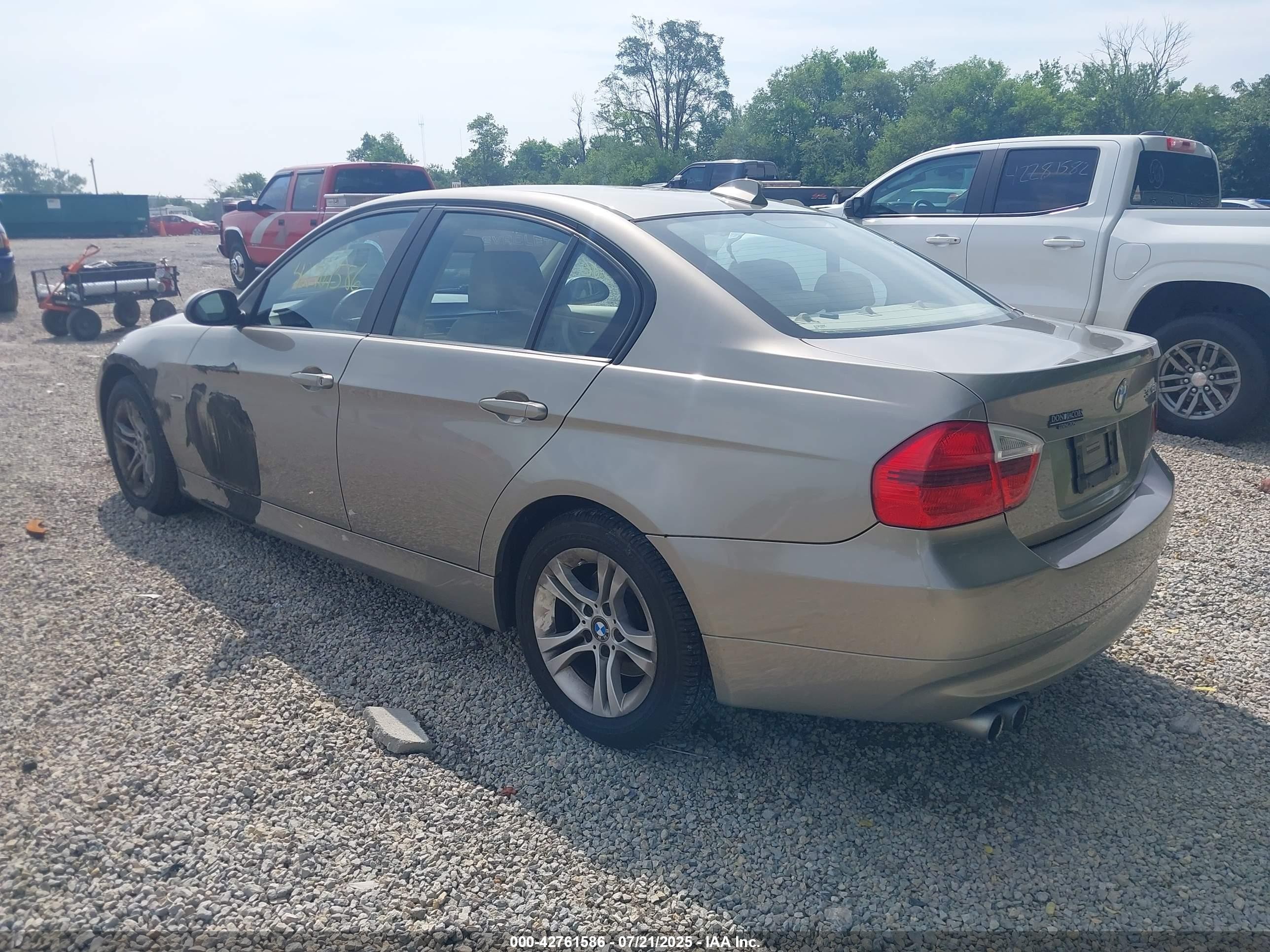 2008 Bmw 328i   Champagne vin: WBAVA37568NL48337