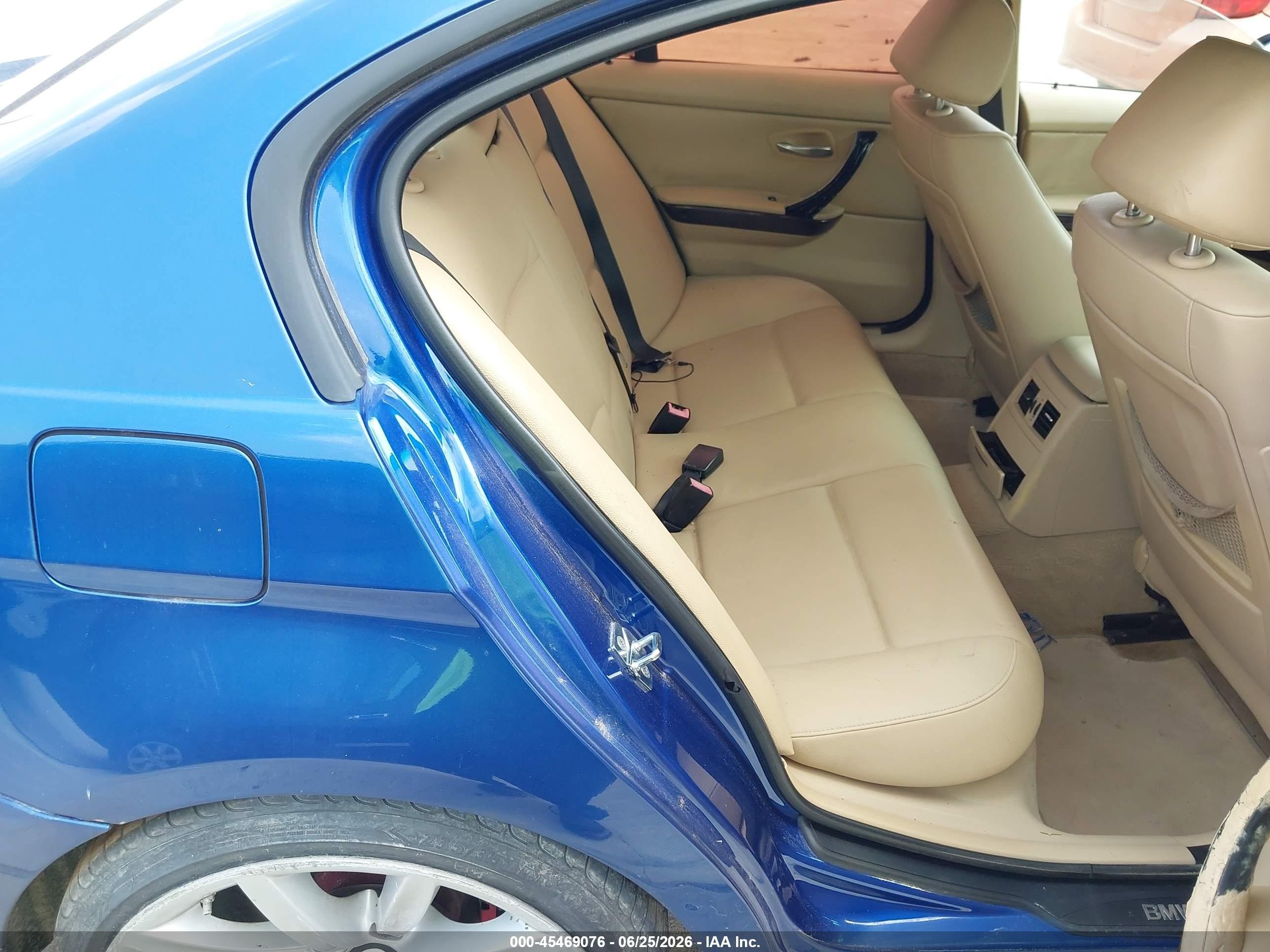 2008 Bmw 328i   Синий vin: WBAVA37568NL54834