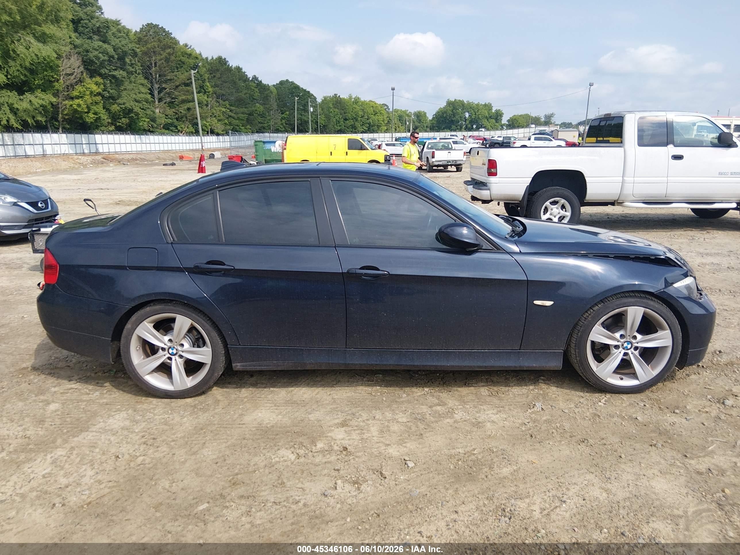 2008 Bmw 328i   Blue vin: WBAVA37568NL58334