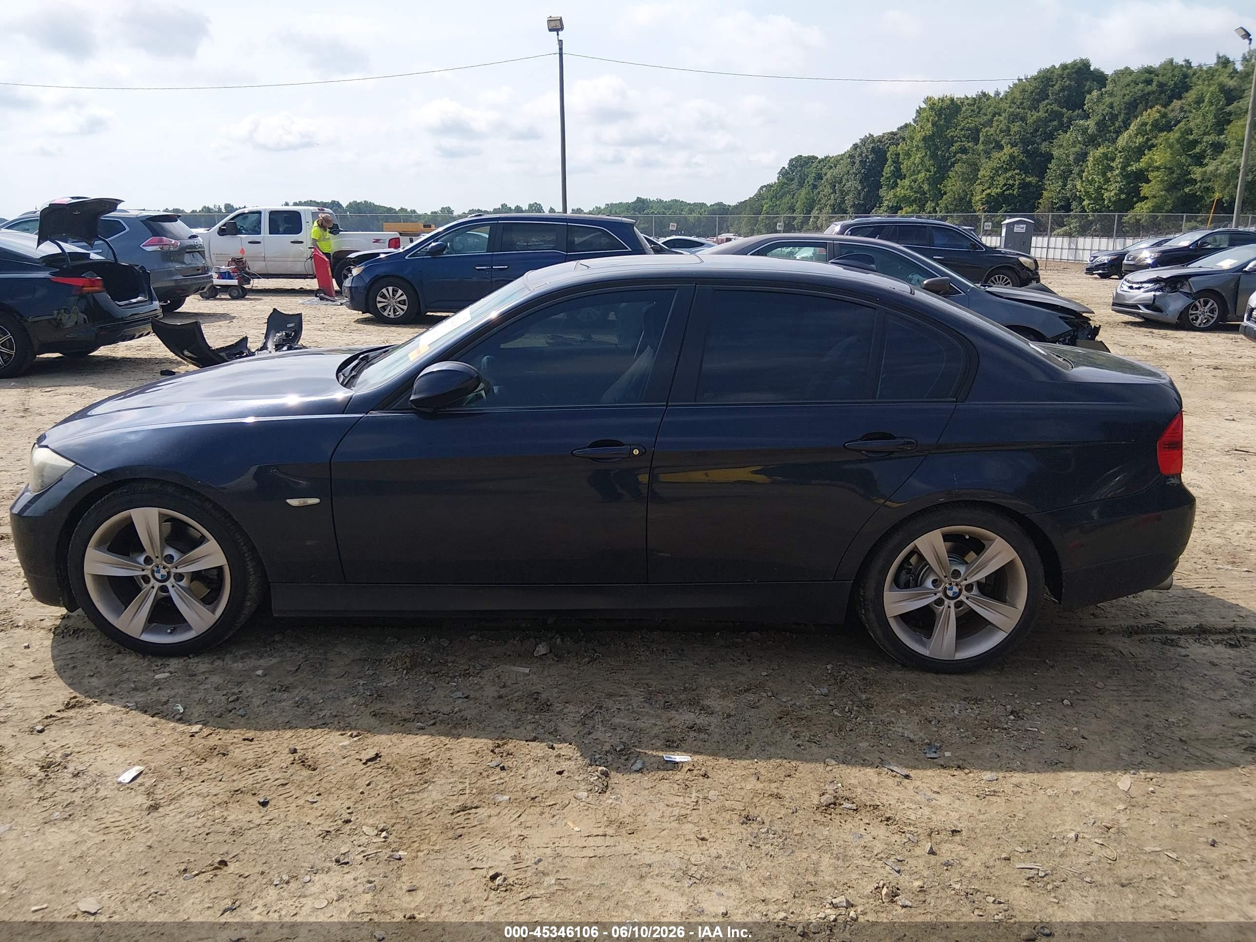 2008 Bmw 328i   Blue vin: WBAVA37568NL58334