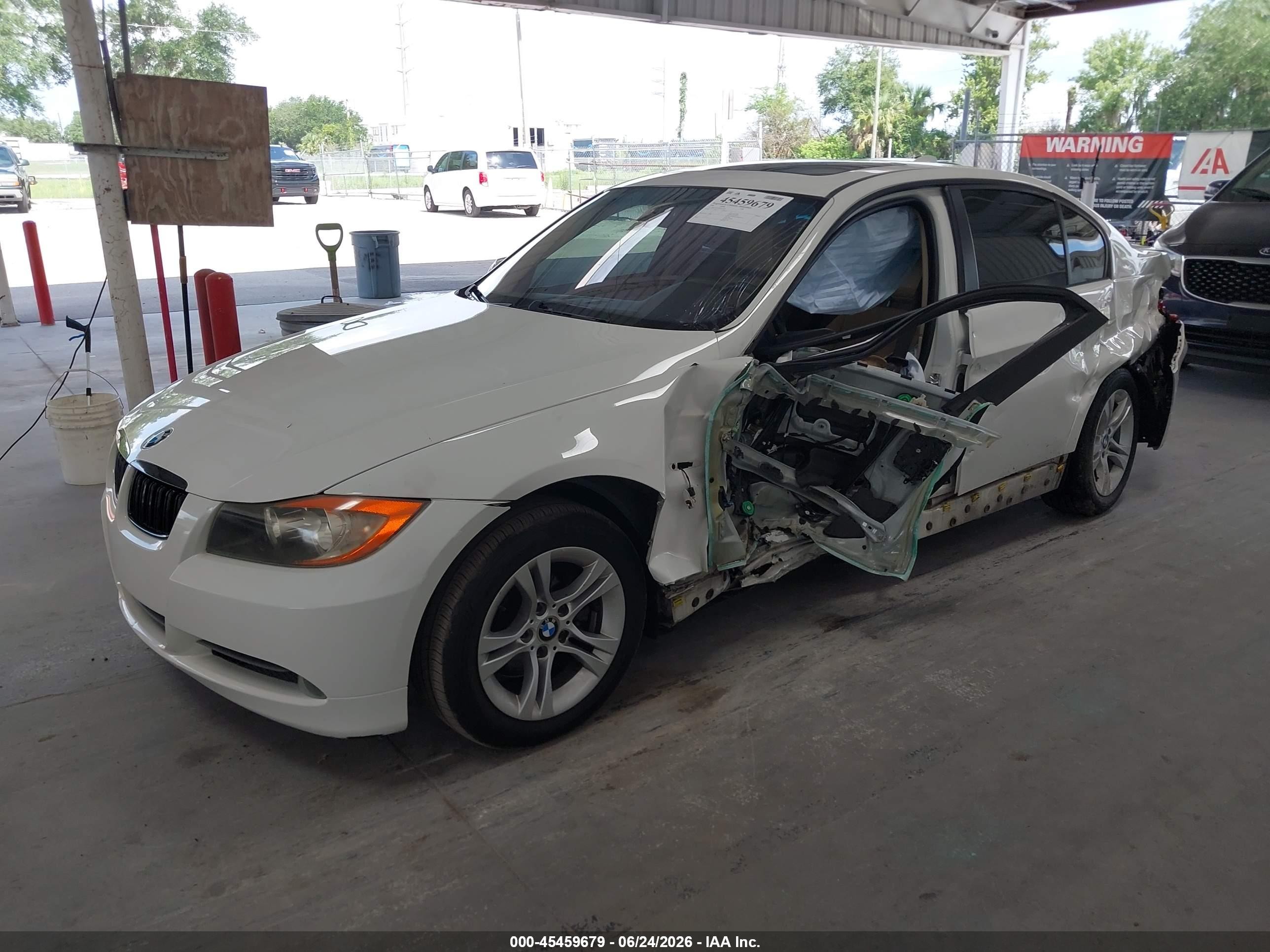 2008 Bmw 328i   White vin: WBAVA37578NL55393