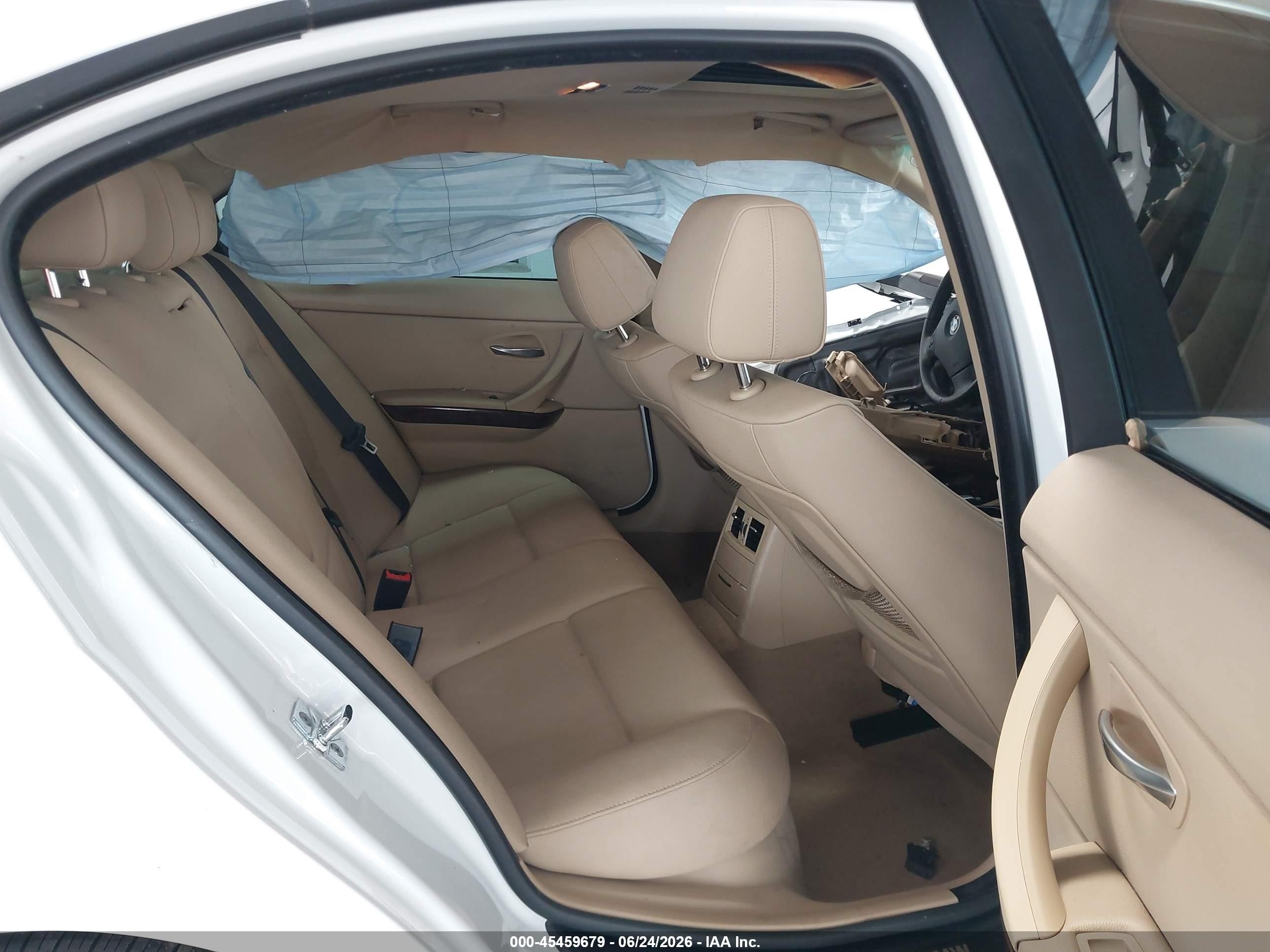 2008 Bmw 328i   White vin: WBAVA37578NL55393