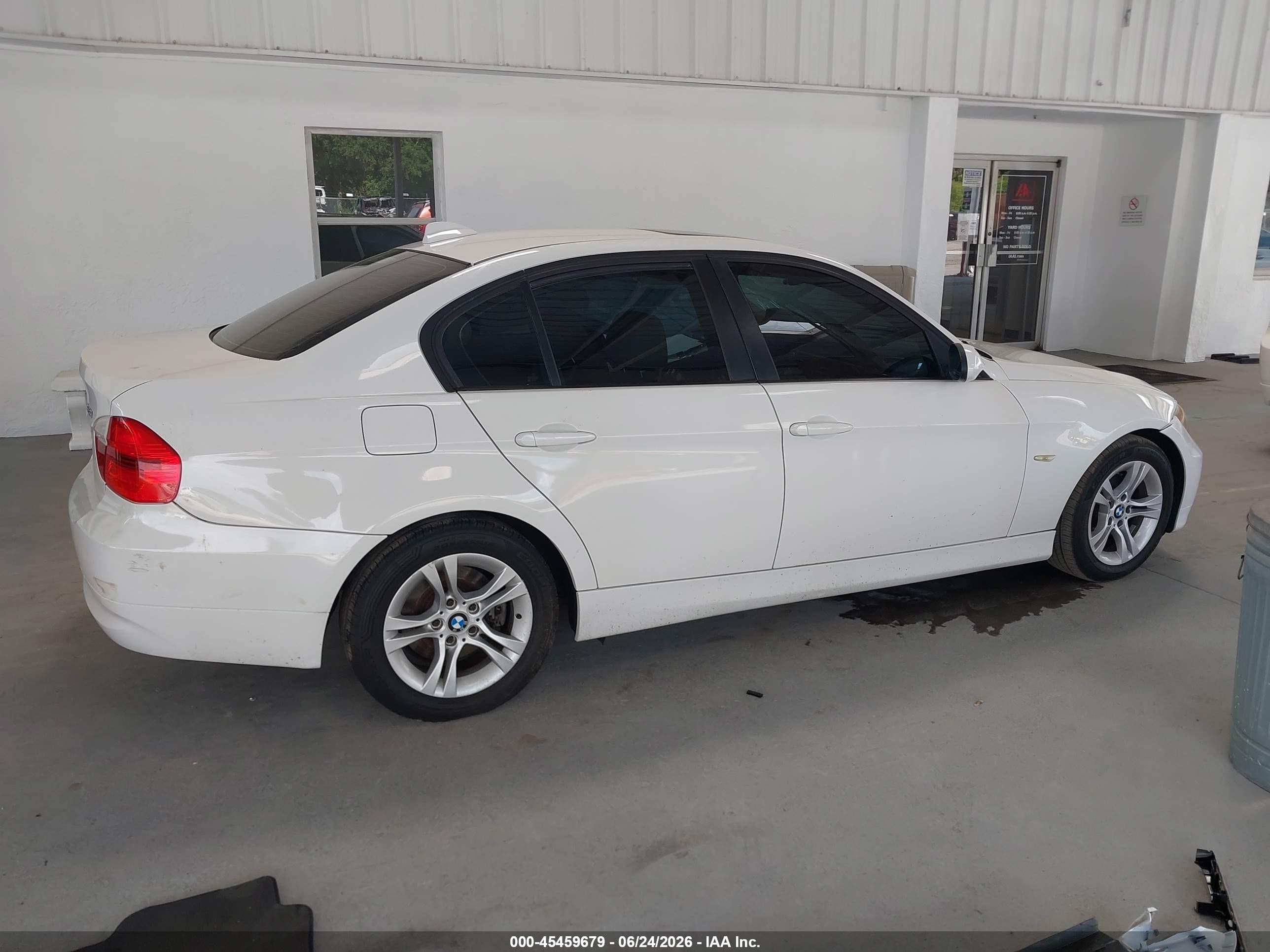 2008 Bmw 328i   White vin: WBAVA37578NL55393