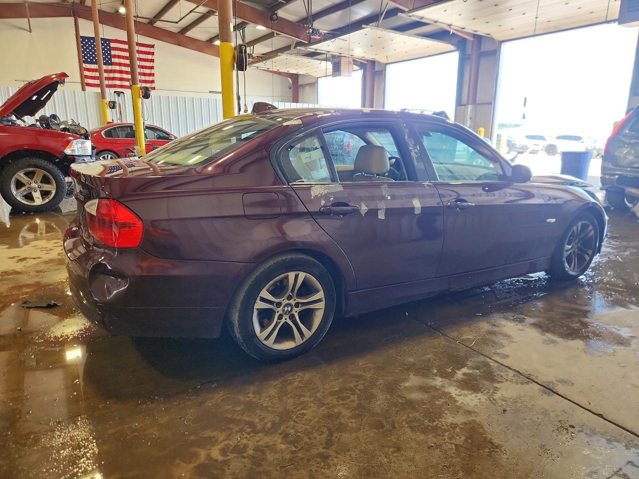 2008 Bmw 328 I Burgundy vin: WBAVA37588NL54818