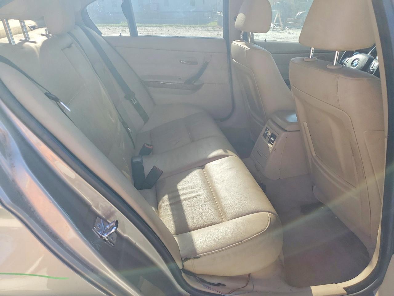 2008 Bmw 328 I Brown vin: WBAVA37598NL58621