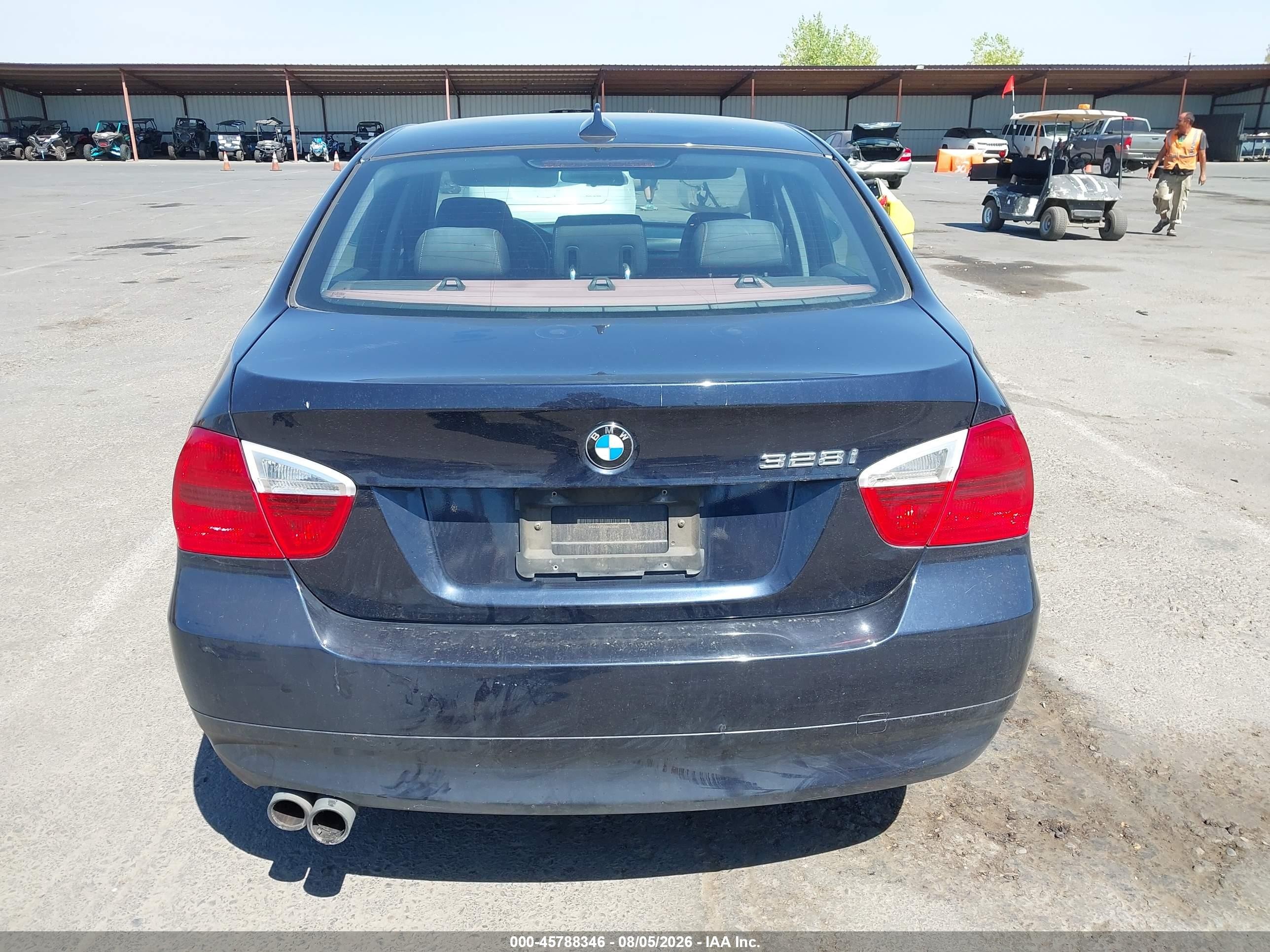 2008 Bmw 328i   Black vin: WBAVA375X8NL50138
