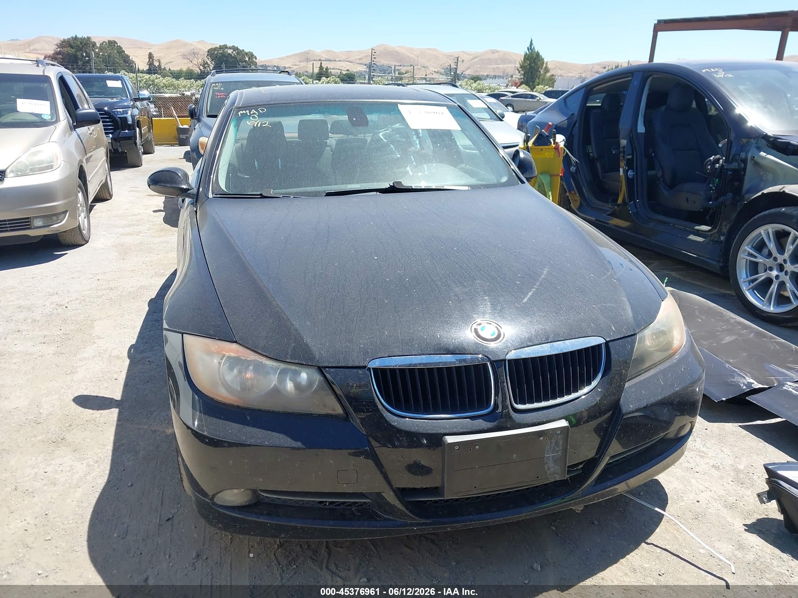 2008 Bmw 328i   Черный vin: WBAVA375X8NL54187