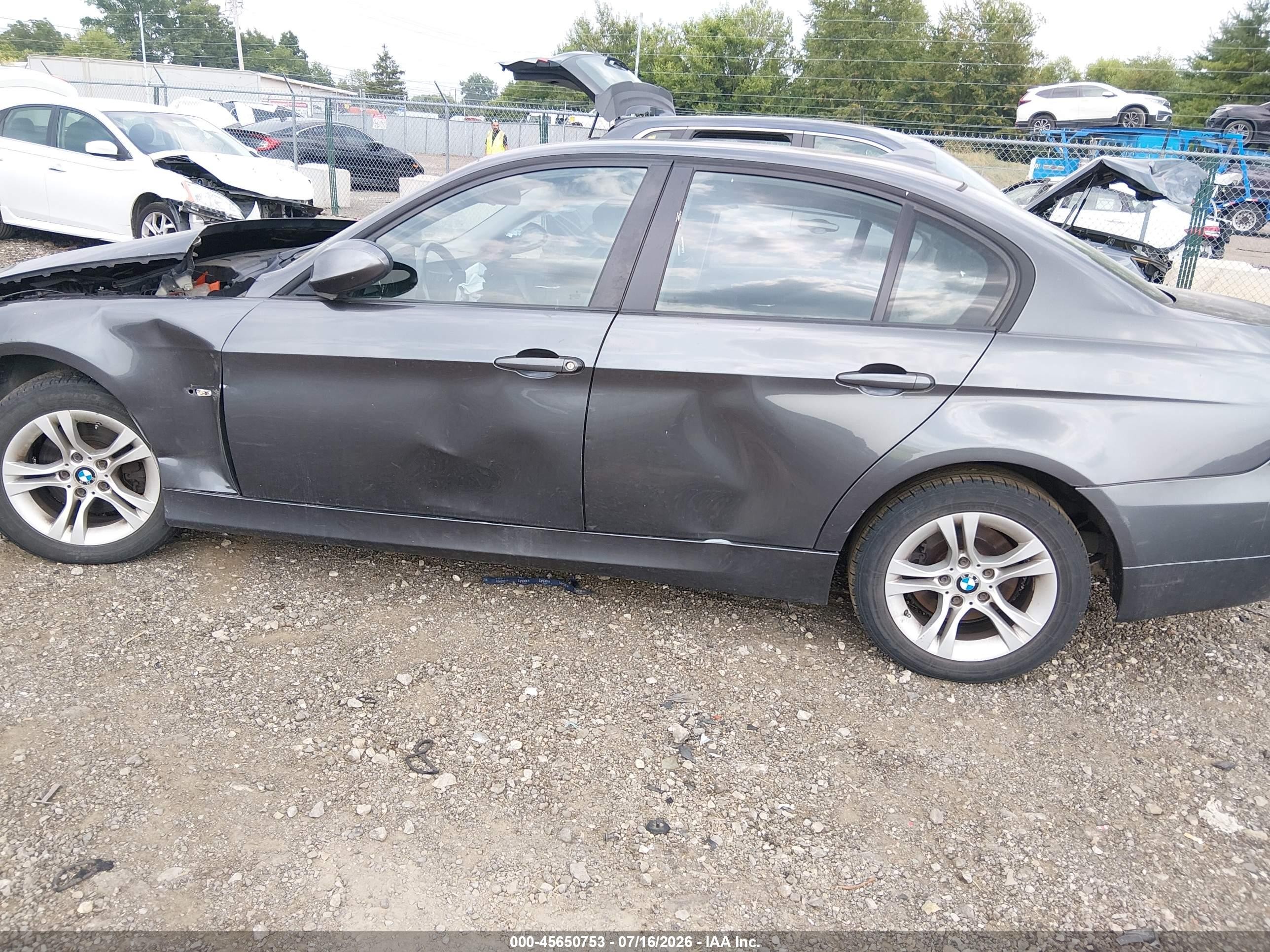 2008 Bmw 328i   Gray vin: WBAVA375X8NL55274