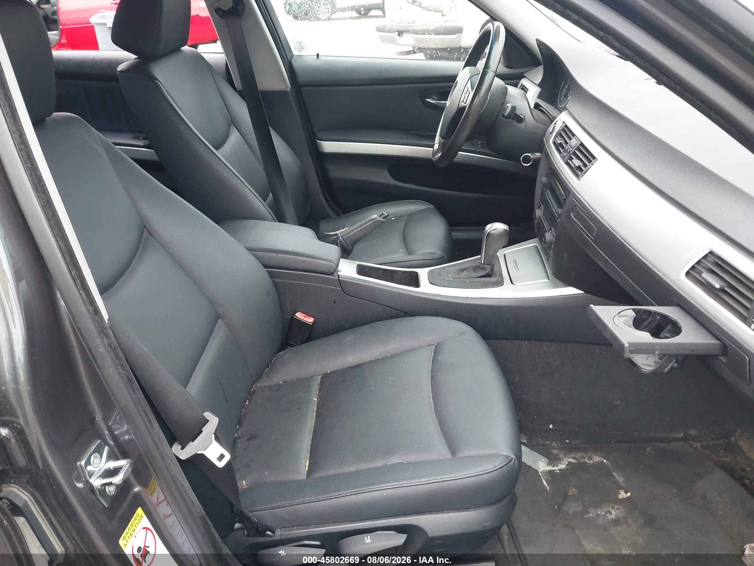 2006 Bmw 325i   Серый vin: WBAVB13506KR66193