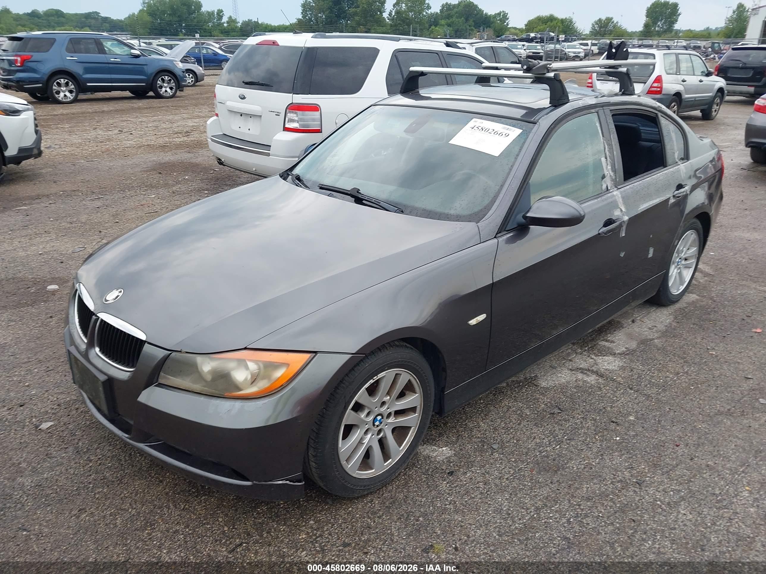 2006 Bmw 325i   Серый vin: WBAVB13506KR66193