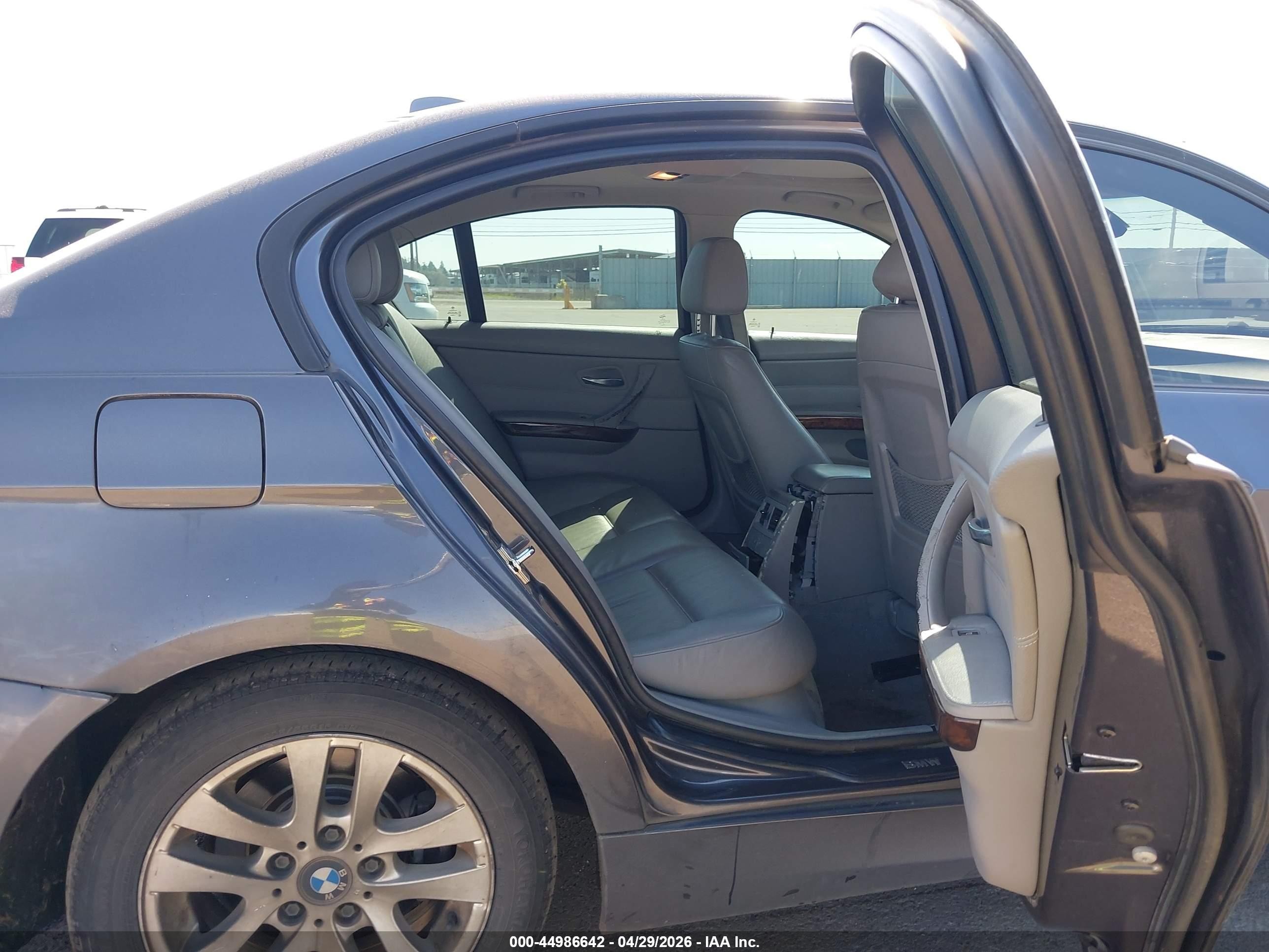 2006 Bmw 325i   Black vin: WBAVB13506KX50358