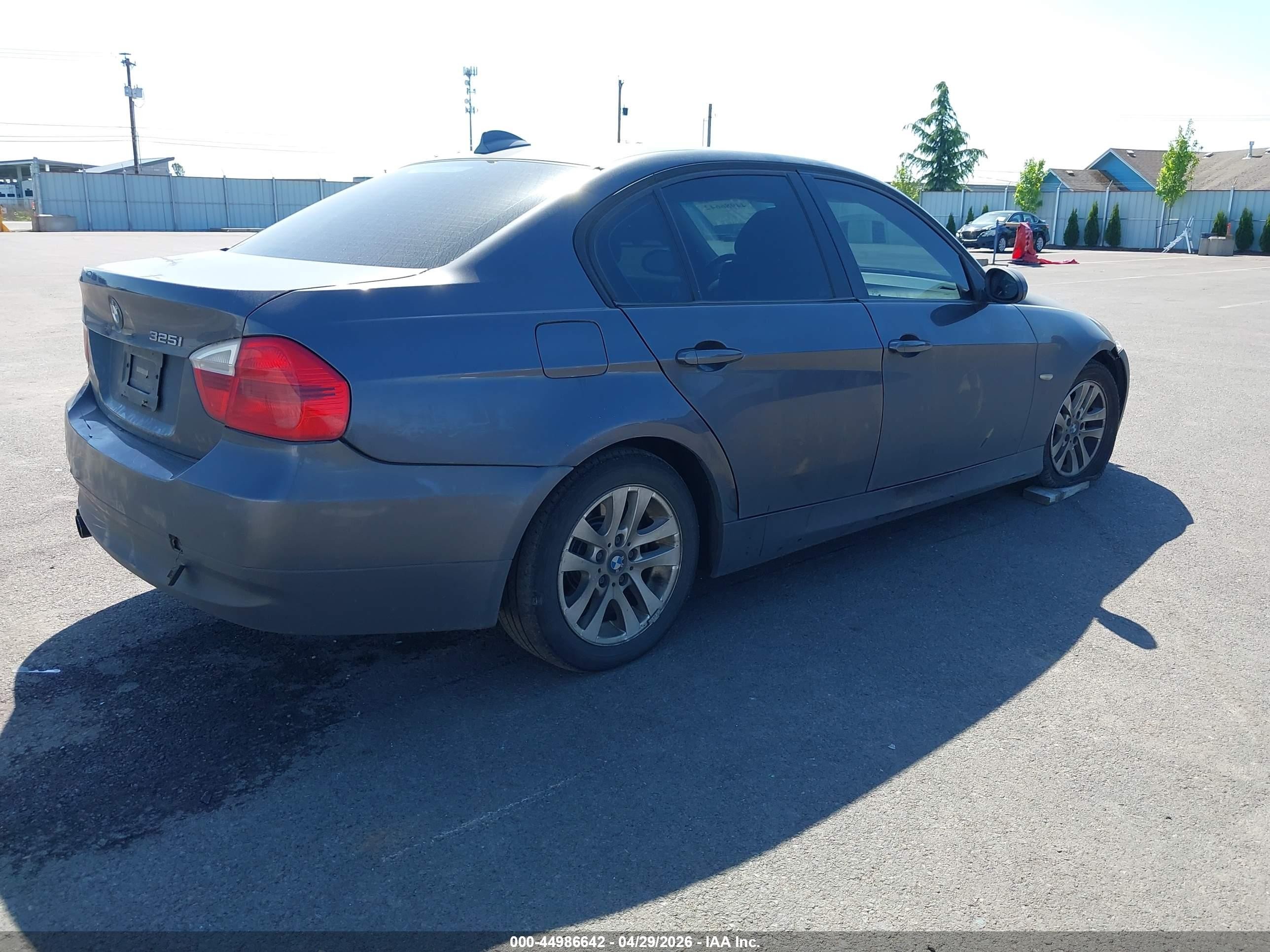 2006 Bmw 325i   Black vin: WBAVB13506KX50358