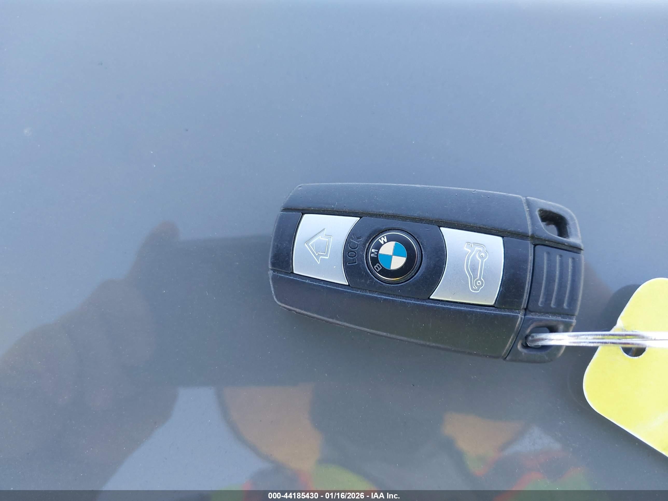 2006 Bmw 325i   Dark Blue vin: WBAVB13506PT07839