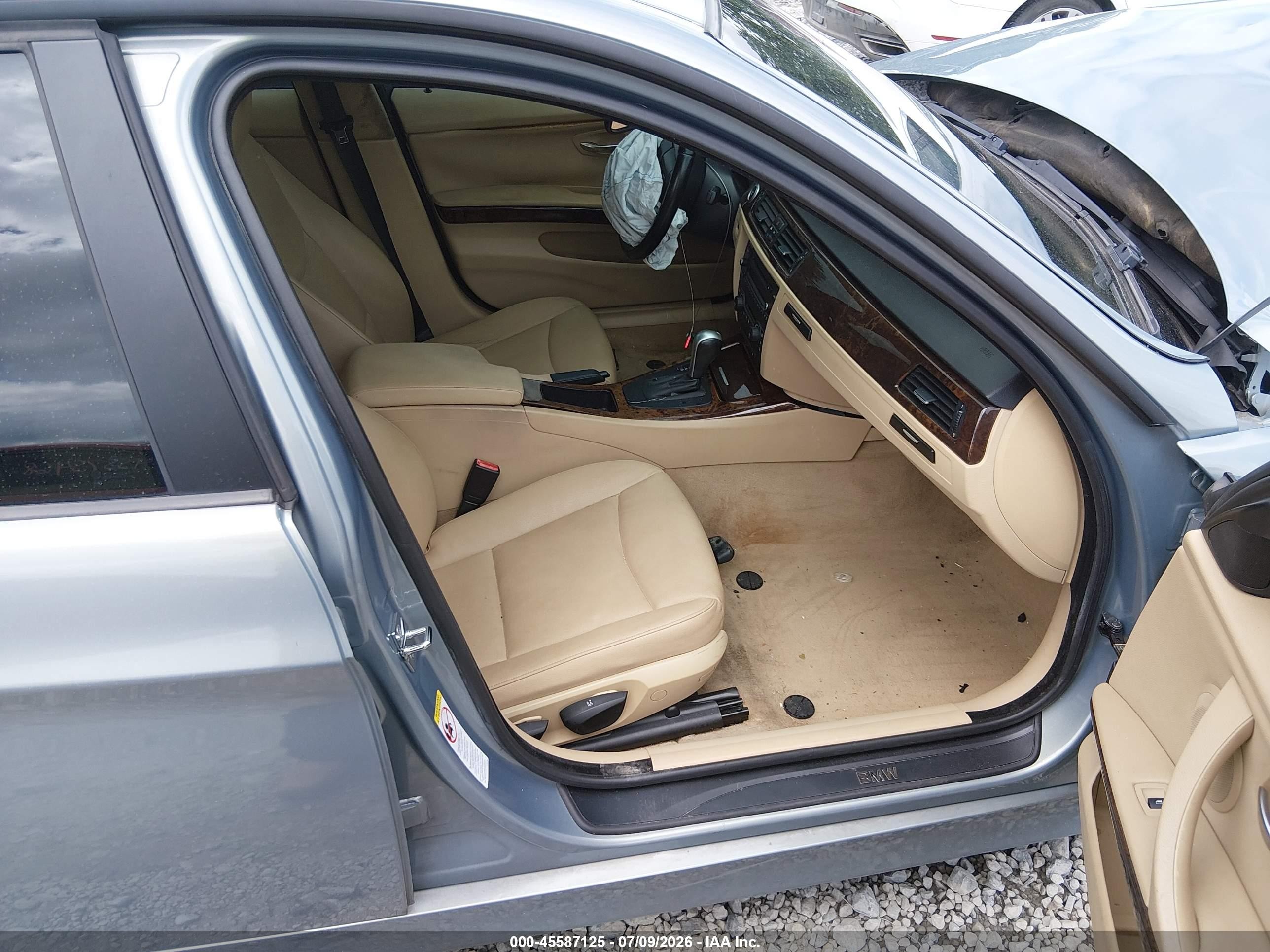 2006 Bmw 325i Light Blue vin: WBAVB13526KX67954