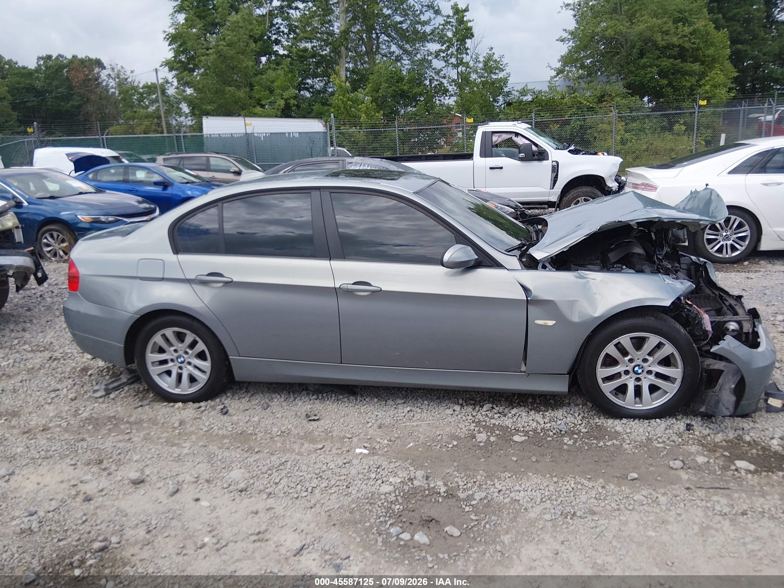 2006 Bmw 325i Light Blue vin: WBAVB13526KX67954