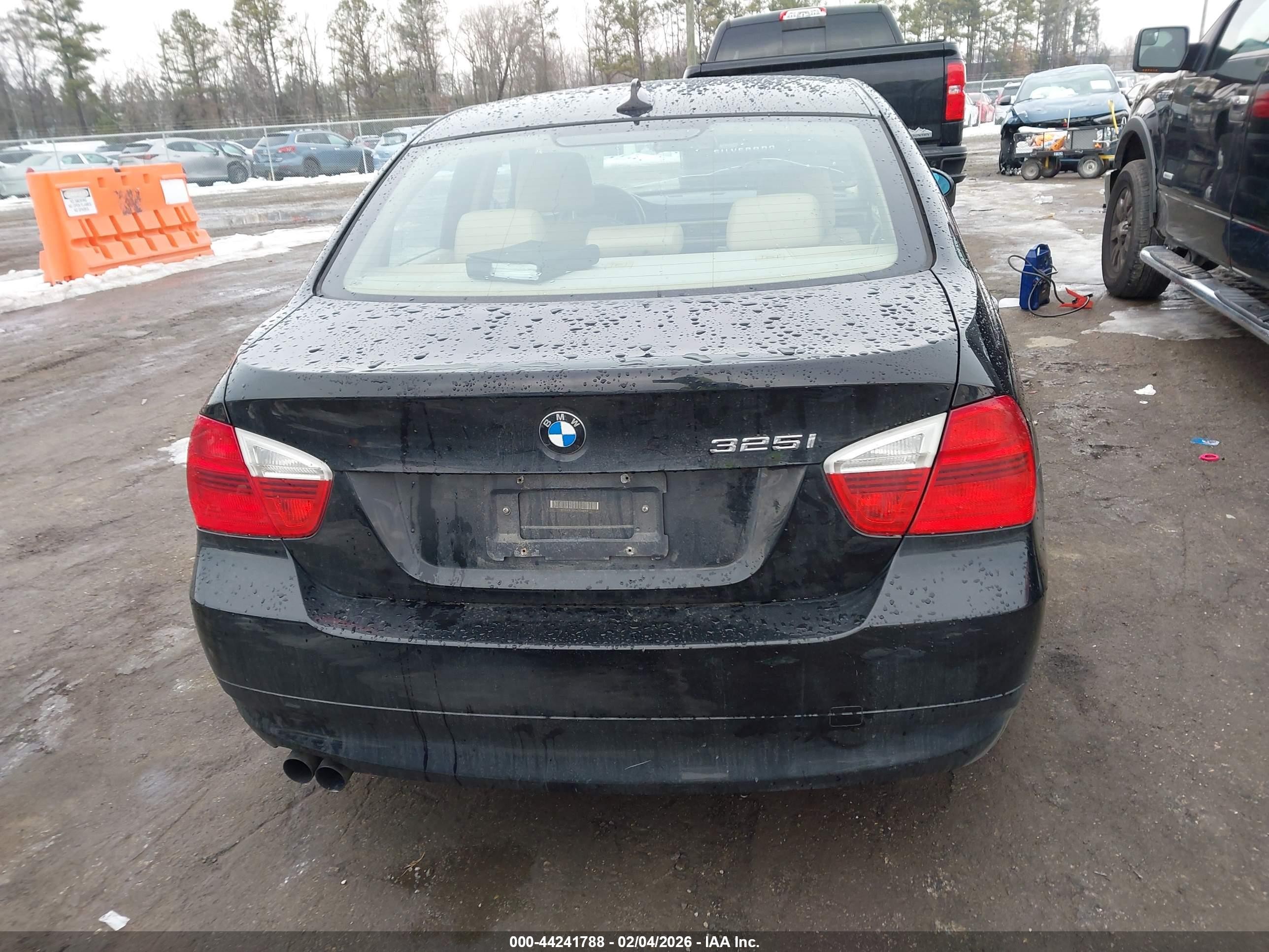 2006 Bmw 325i   Black vin: WBAVB13526PS66002