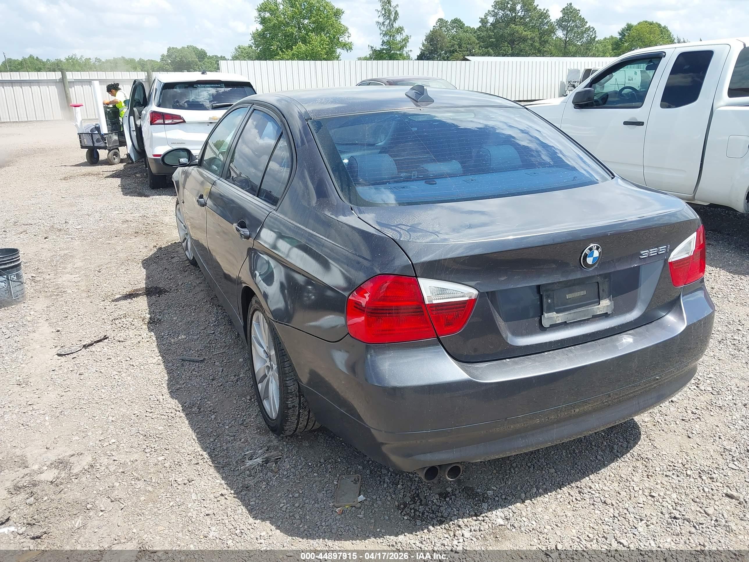 2006 Bmw 325i   Gray vin: WBAVB13536KX46272