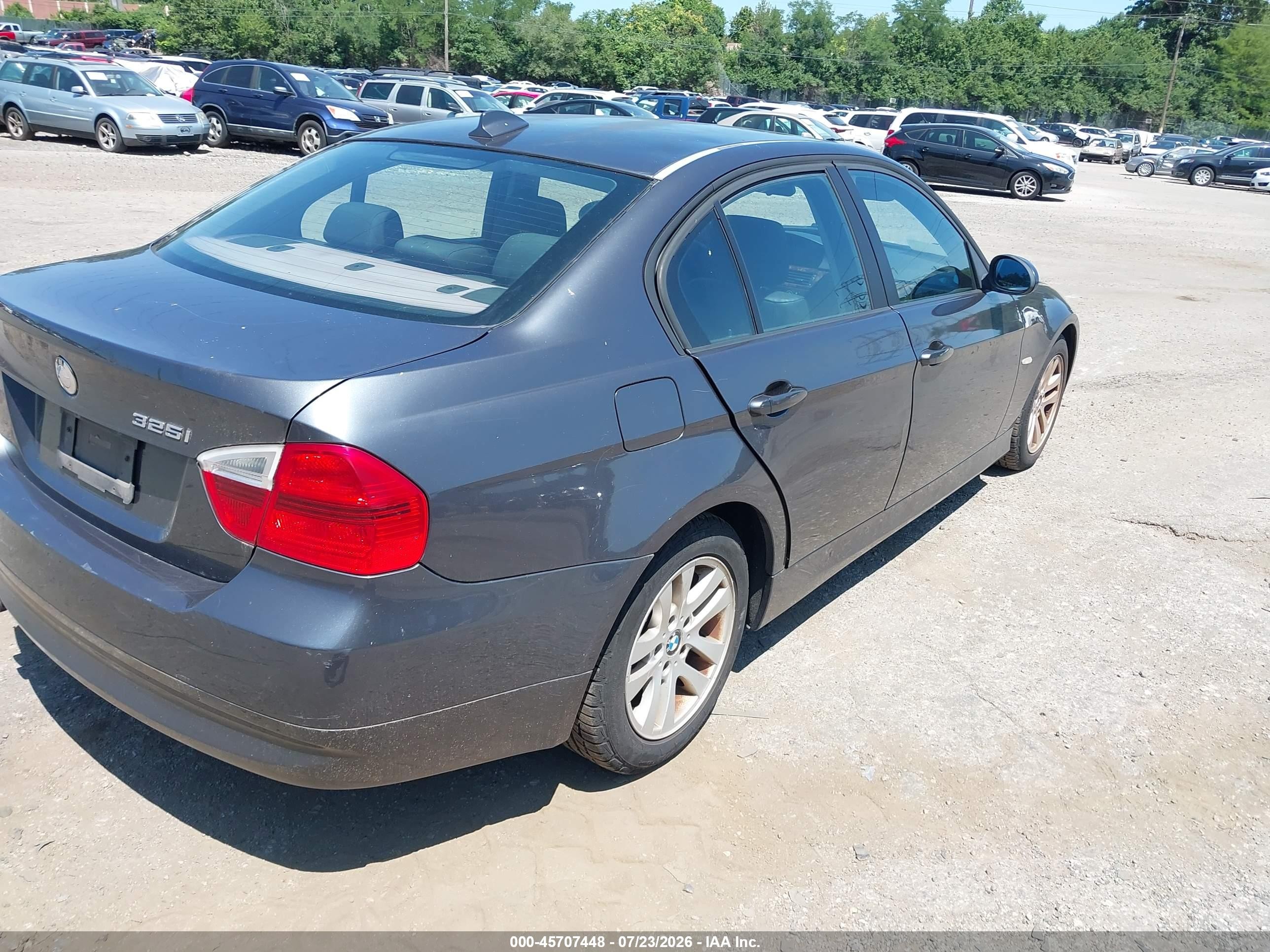 2006 Bmw 325i   Серый vin: WBAVB13536PS64288