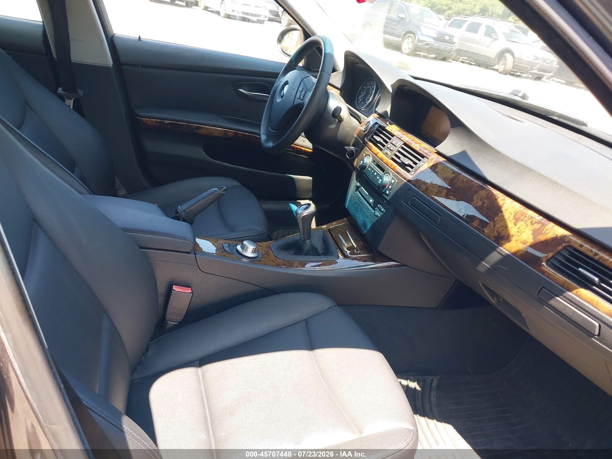 2006 Bmw 325i   Серый vin: WBAVB13536PS64288