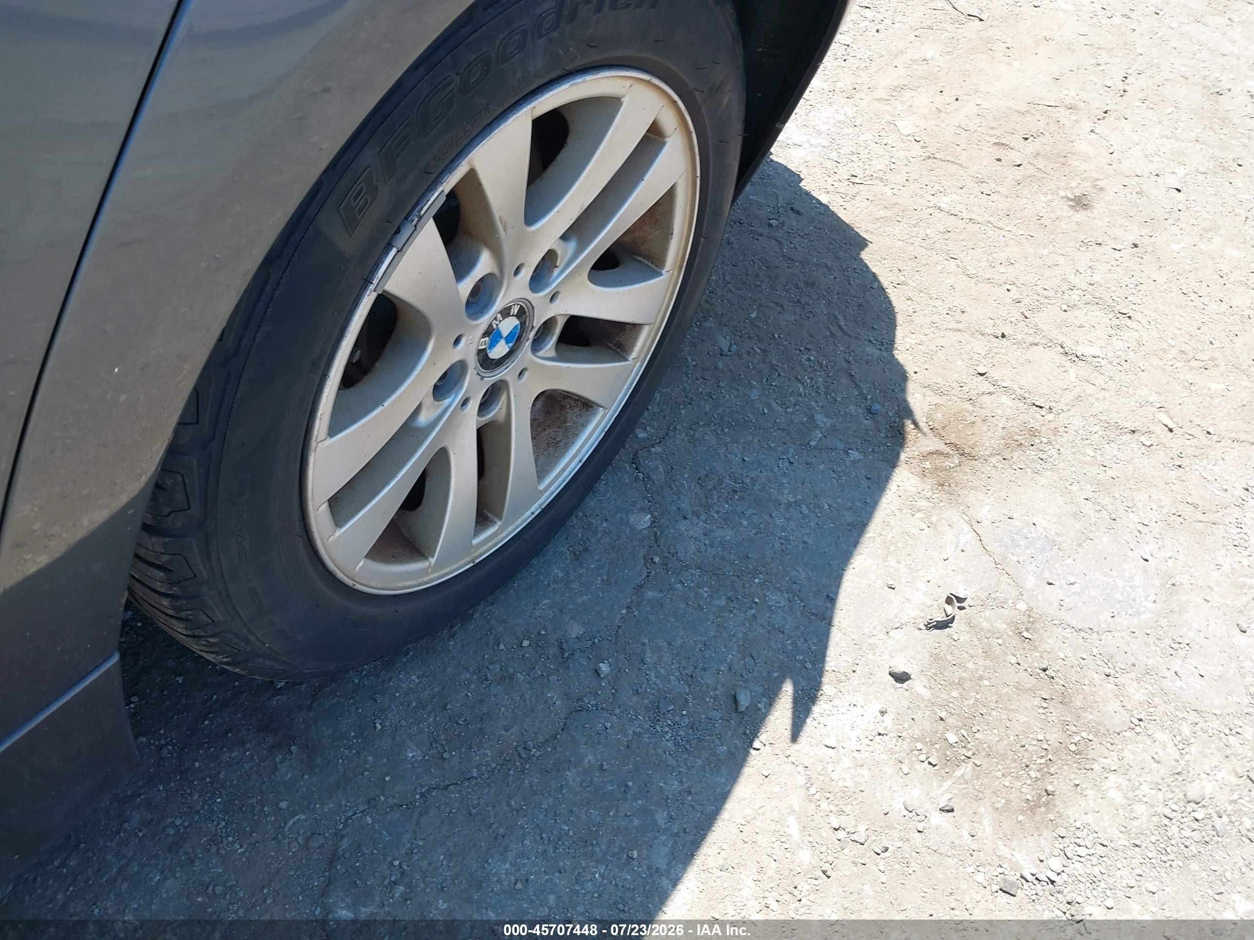 2006 Bmw 325i   Серый vin: WBAVB13536PS64288