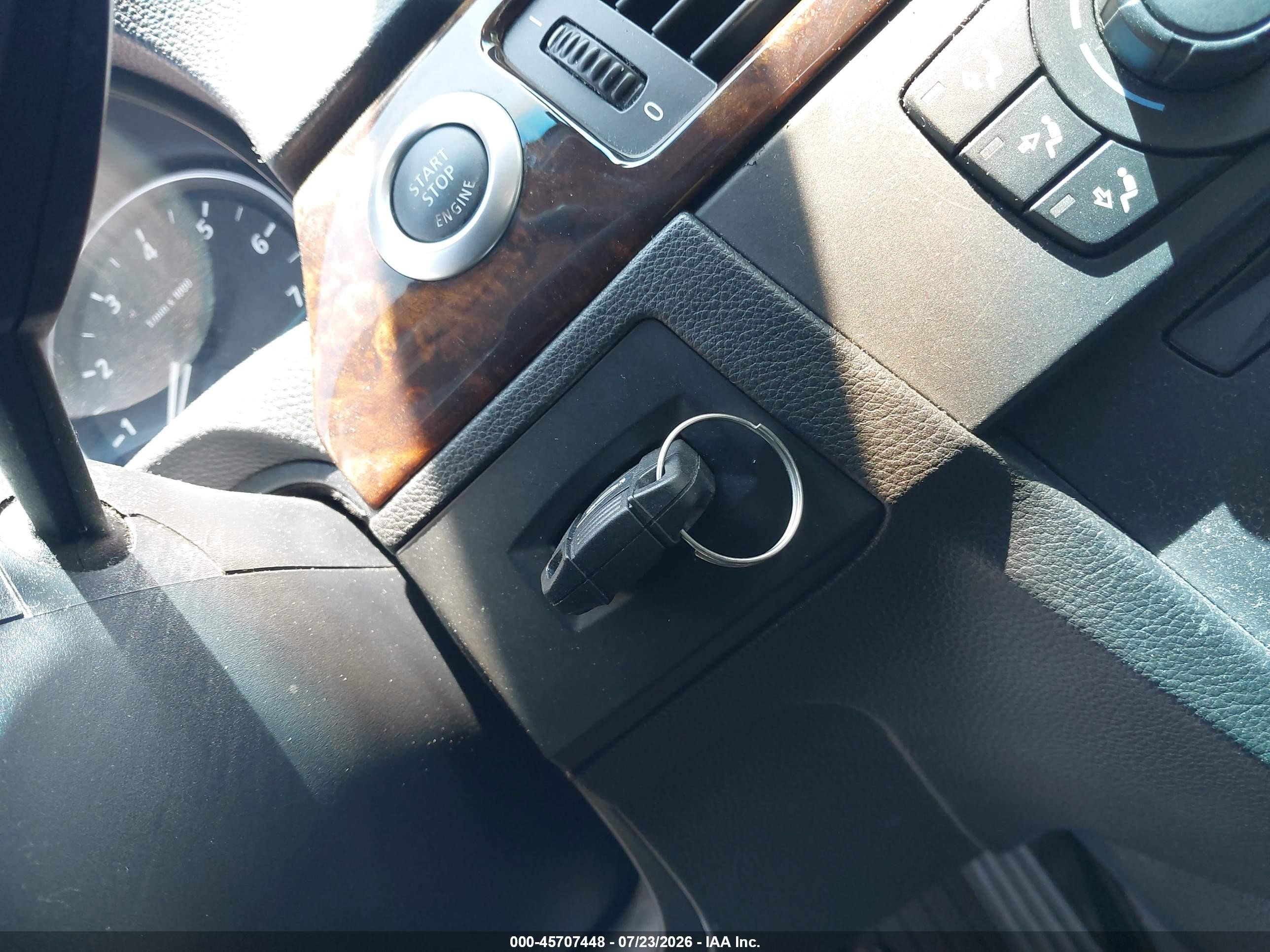 2006 Bmw 325i   Серый vin: WBAVB13536PS64288