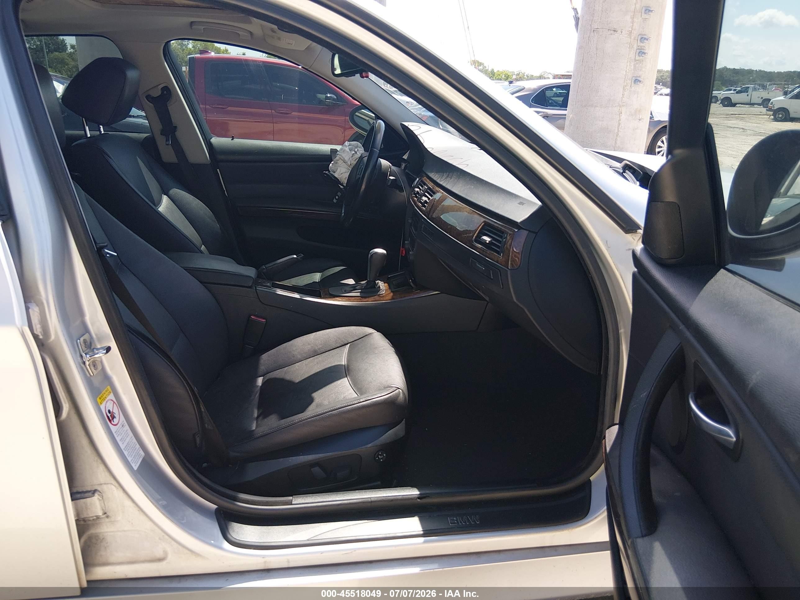2006 Bmw 325i   Silver vin: WBAVB13536PT20813