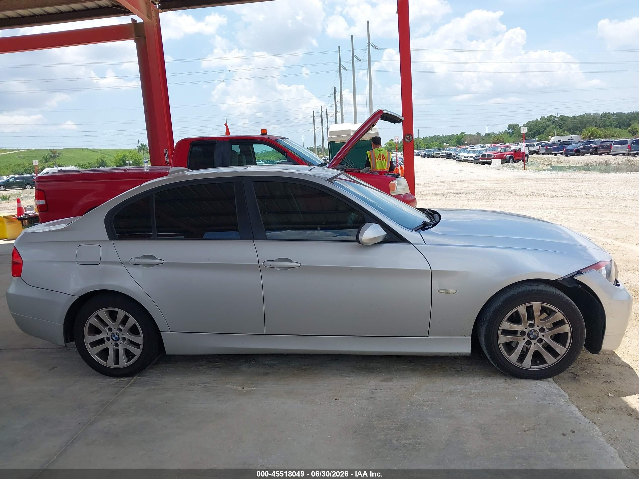 2006 Bmw 325i   Silver vin: WBAVB13536PT20813