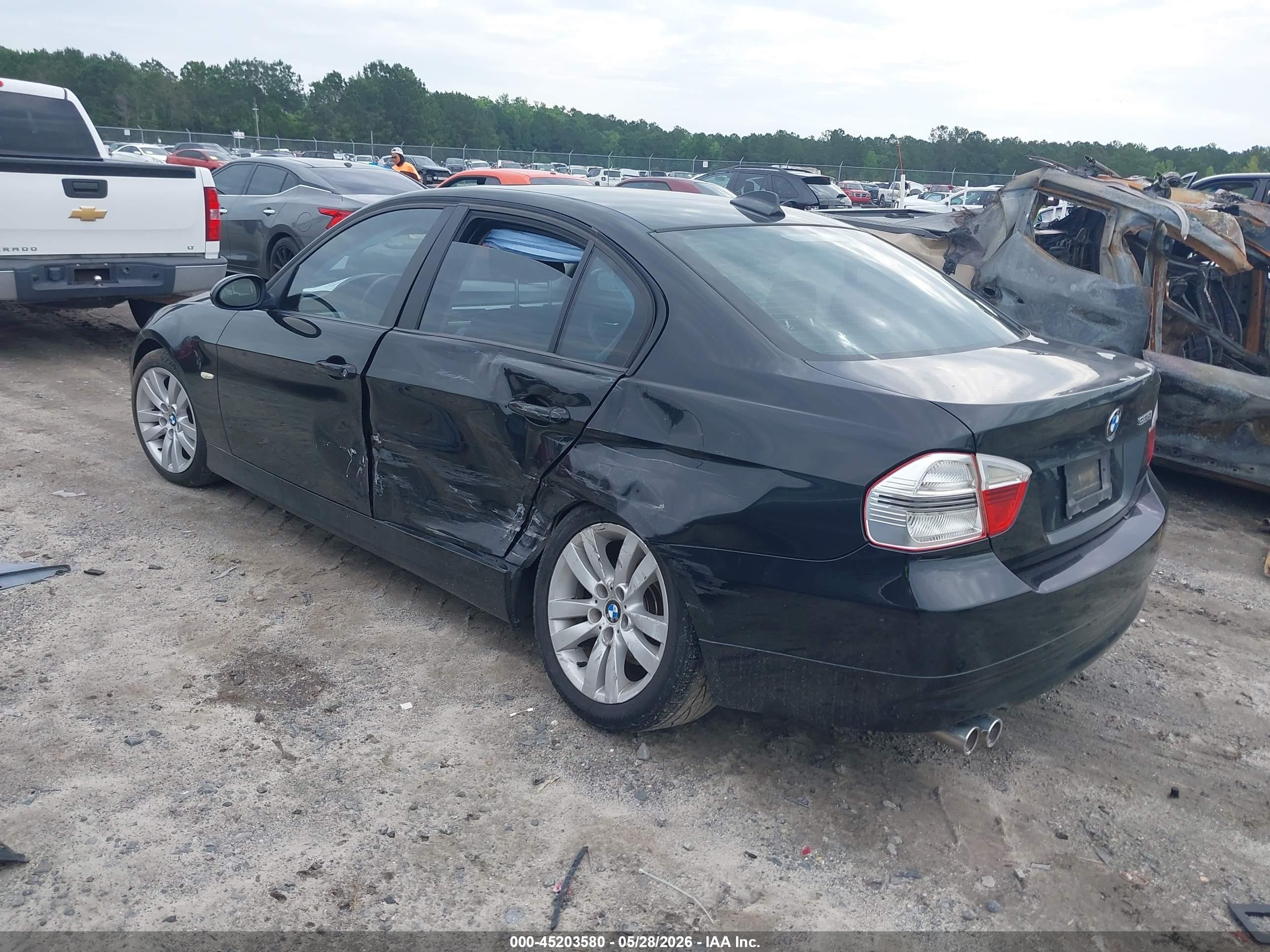 2006 Bmw 325i   Black vin: WBAVB13546PS65899
