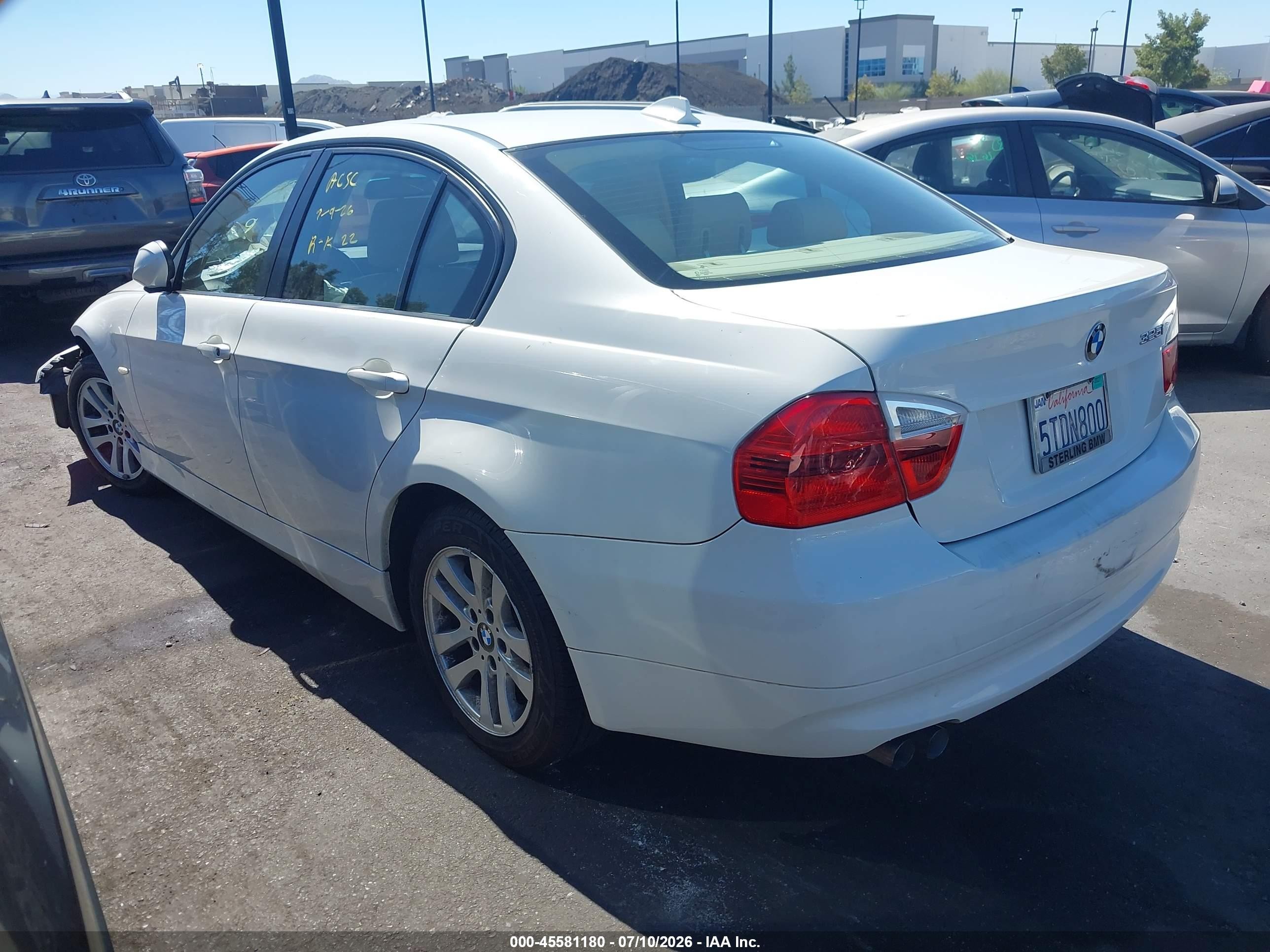 2006 Bmw 325i   White vin: WBAVB13556PT11045