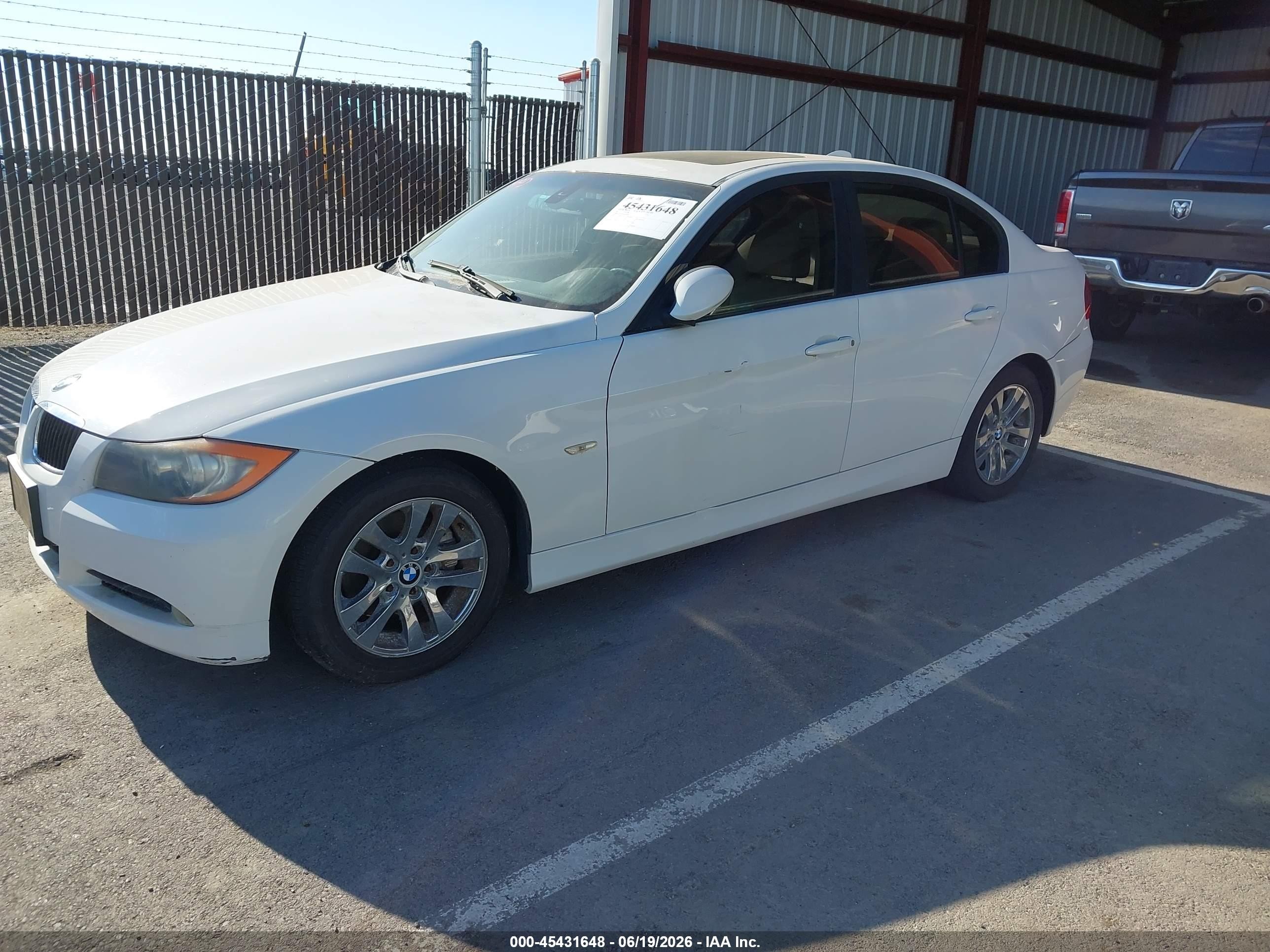 2006 Bmw 325i   White vin: WBAVB13566PT00975