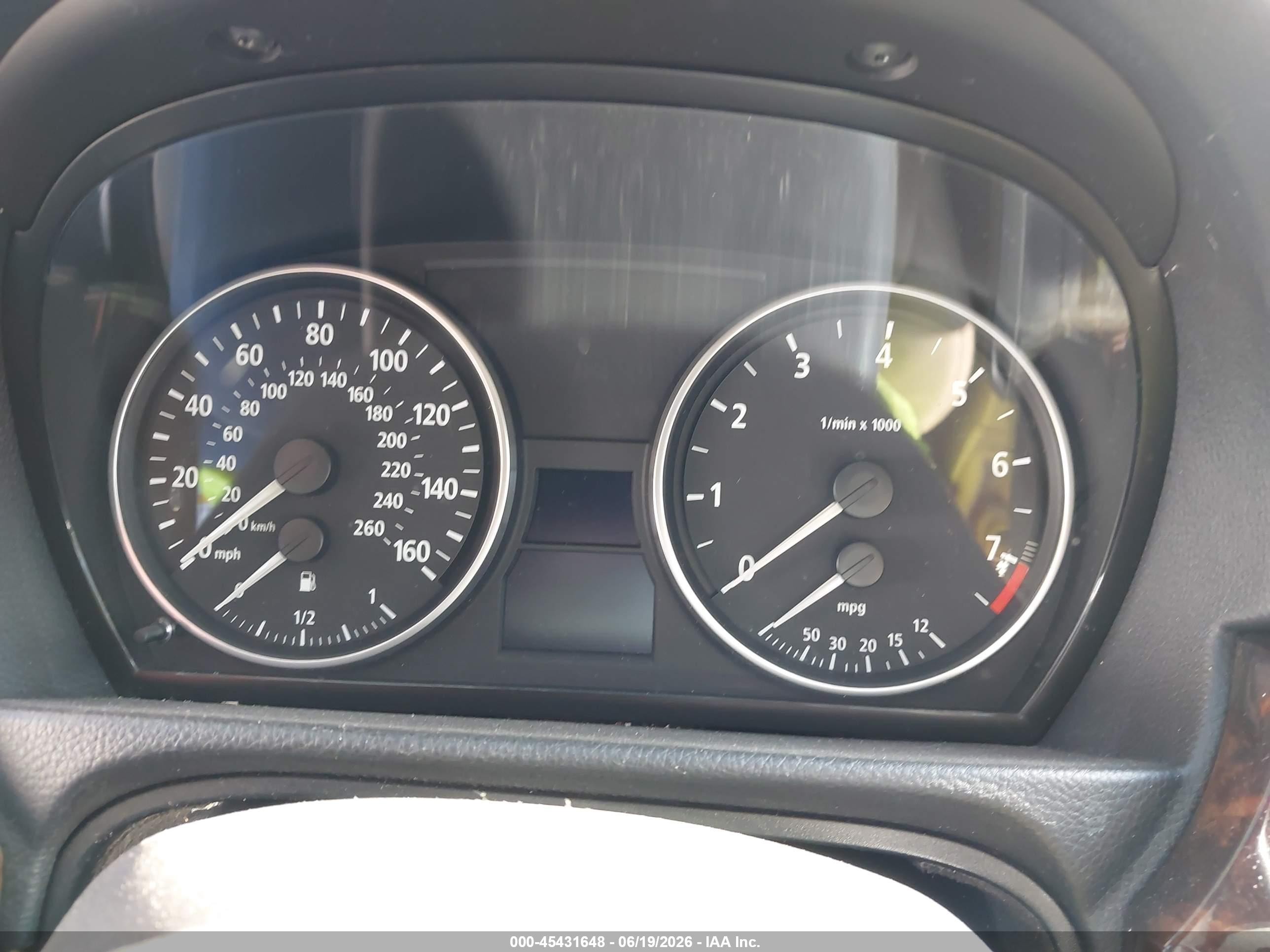 2006 Bmw 325i   White vin: WBAVB13566PT00975