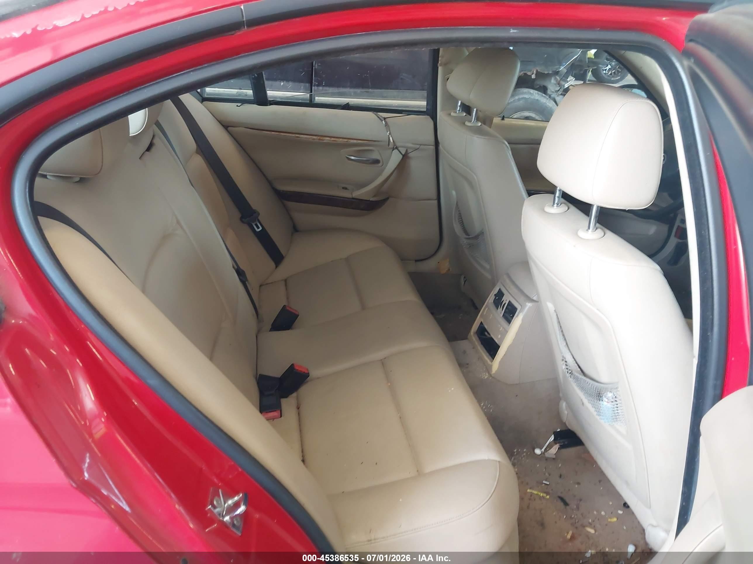 2006 Bmw 325i   Red vin: WBAVB13576KX43536