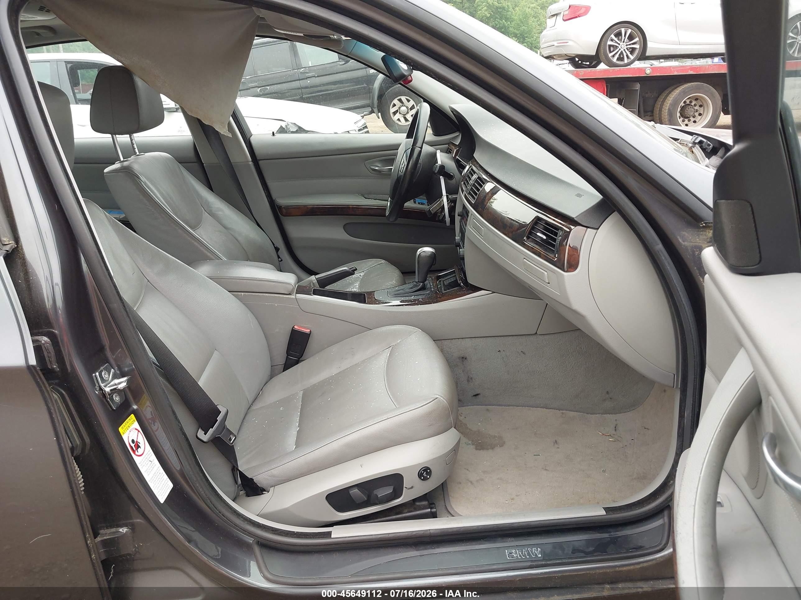 2006 Bmw 325i   Gray vin: WBAVB13576PT21401