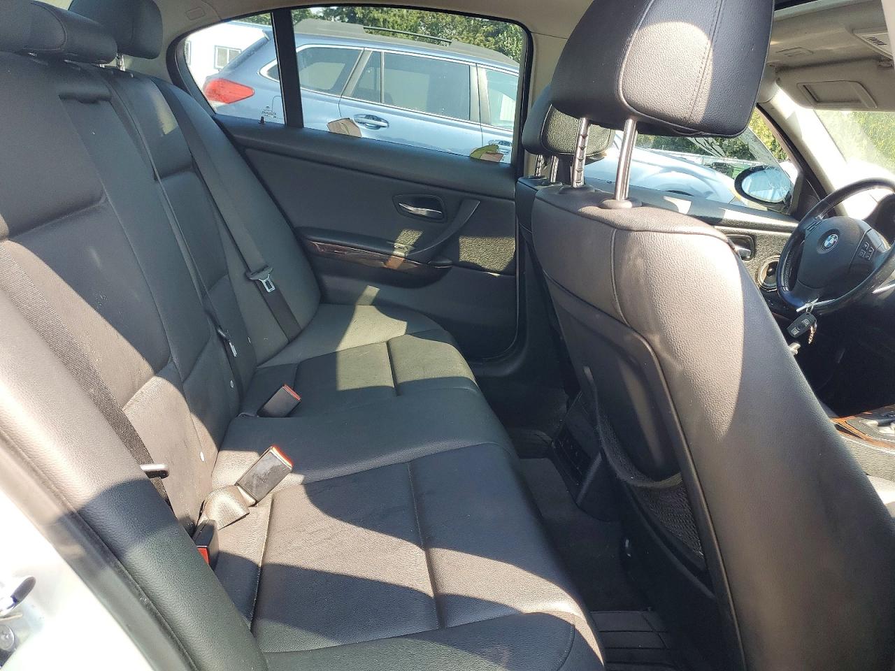 2006 Bmw 325 I Silver vin: WBAVB13576PT23939