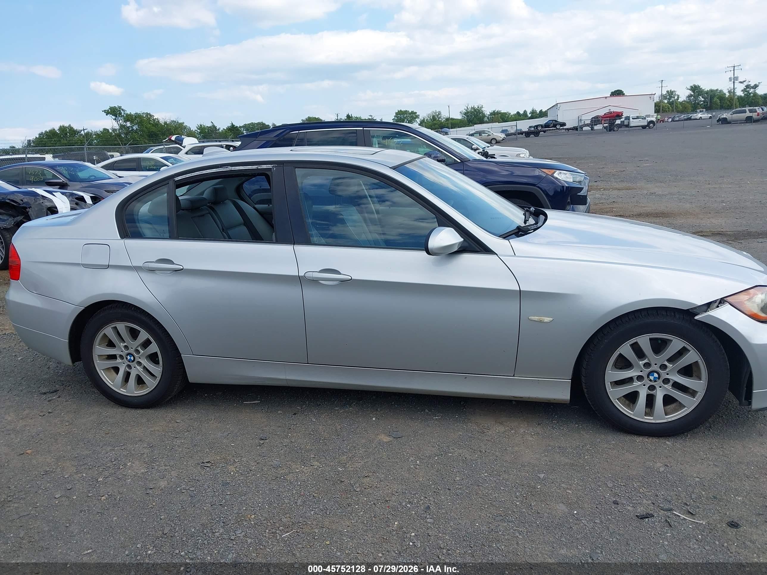 2006 Bmw 325i   Серебряный vin: WBAVB13596PT23201