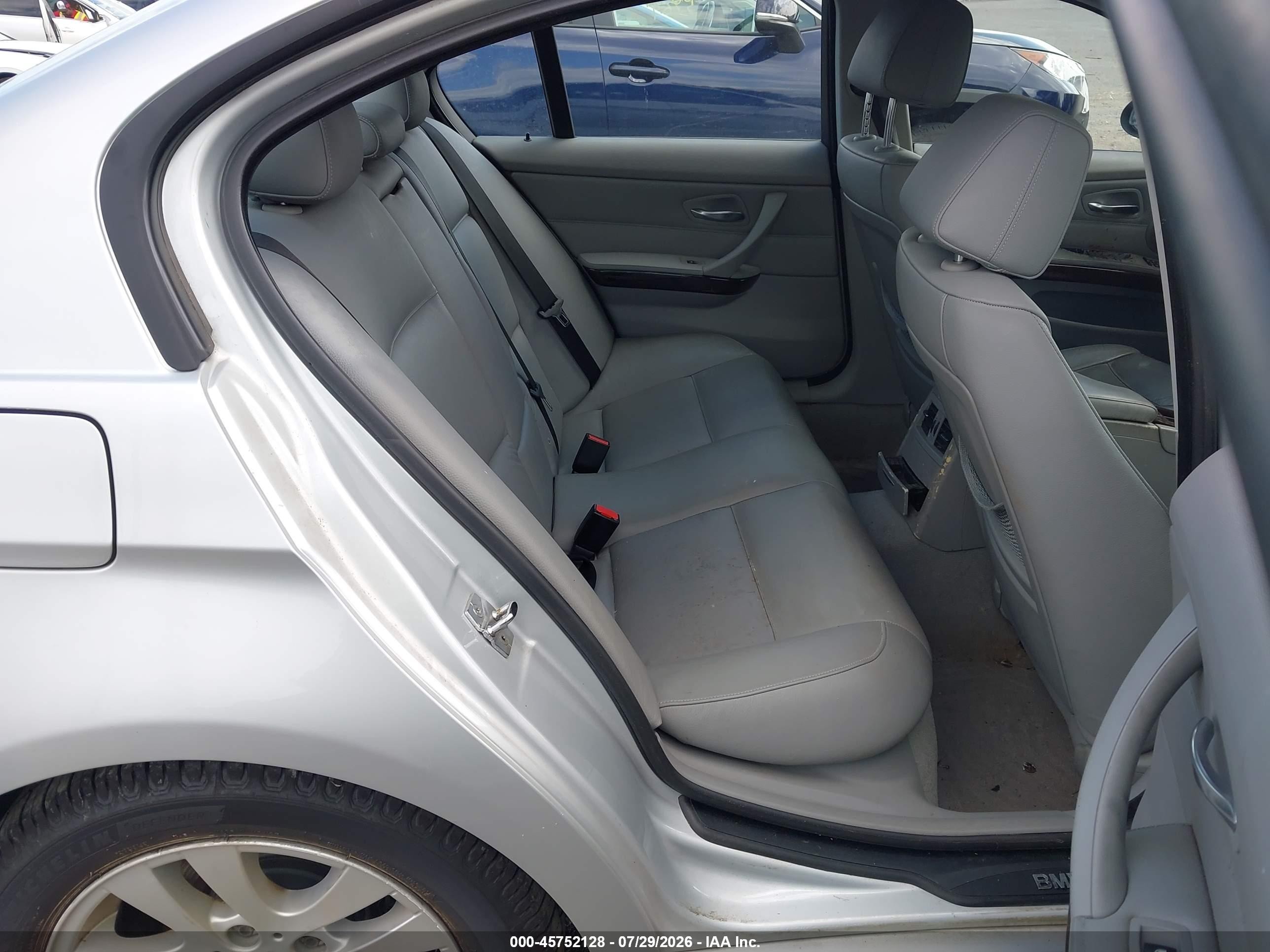 2006 Bmw 325i   Серебряный vin: WBAVB13596PT23201