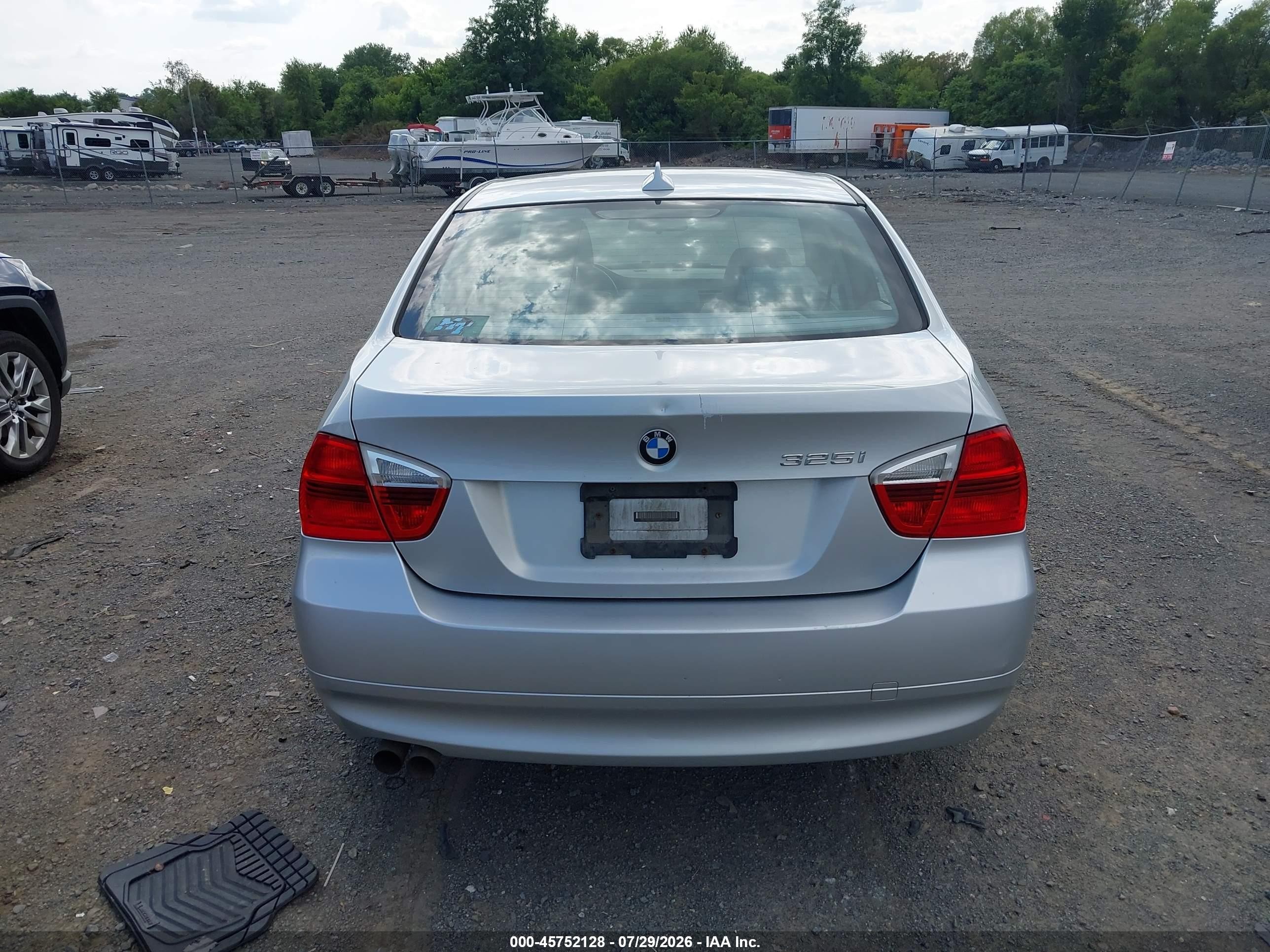 2006 Bmw 325i   Серебряный vin: WBAVB13596PT23201