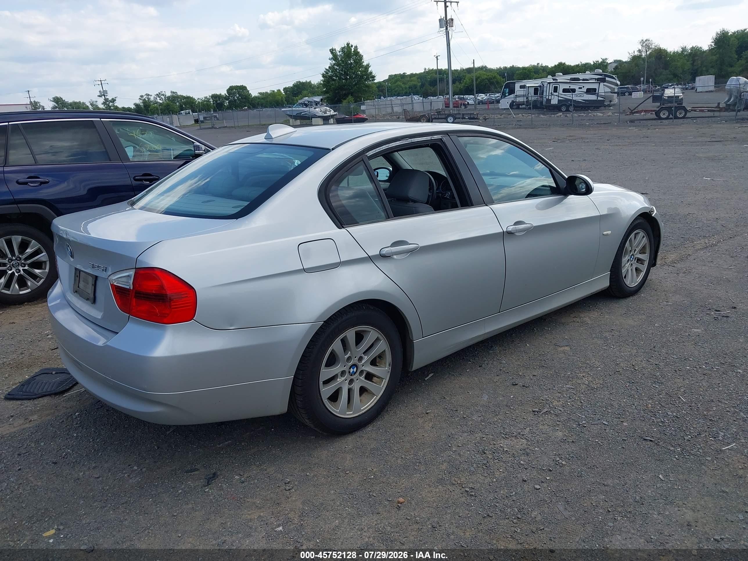2006 Bmw 325i   Серебряный vin: WBAVB13596PT23201