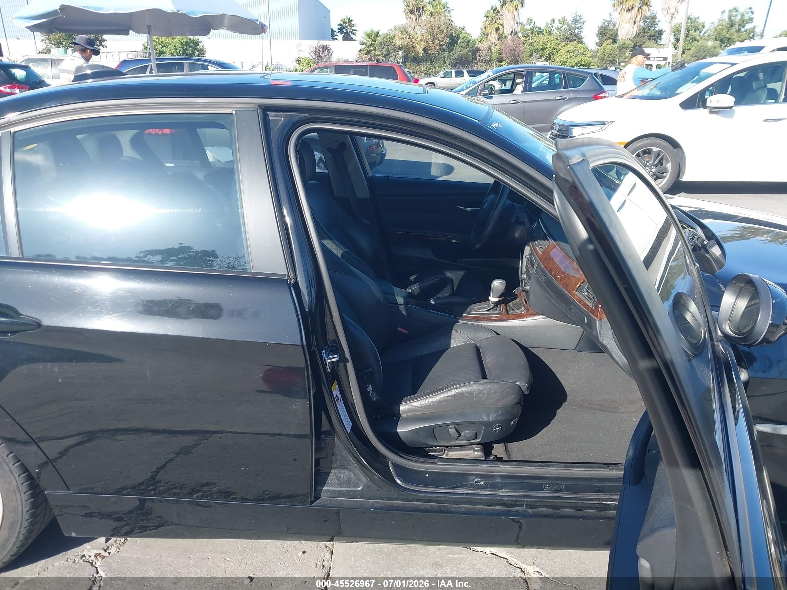 2006 Bmw 325i   Black vin: WBAVB135X6KX38590