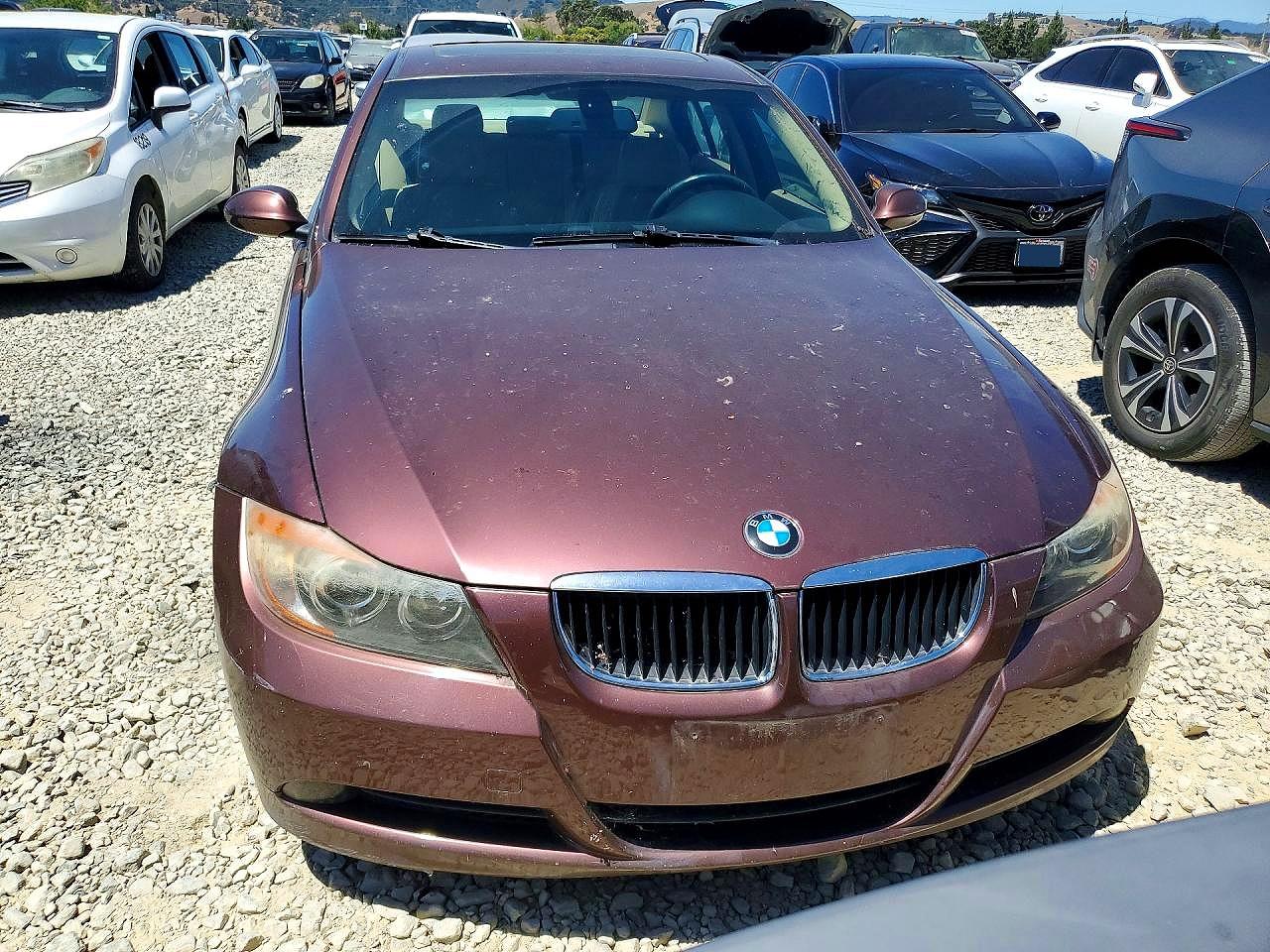 2006 Bmw 325 I Burgundy vin: WBAVB135X6KX51792